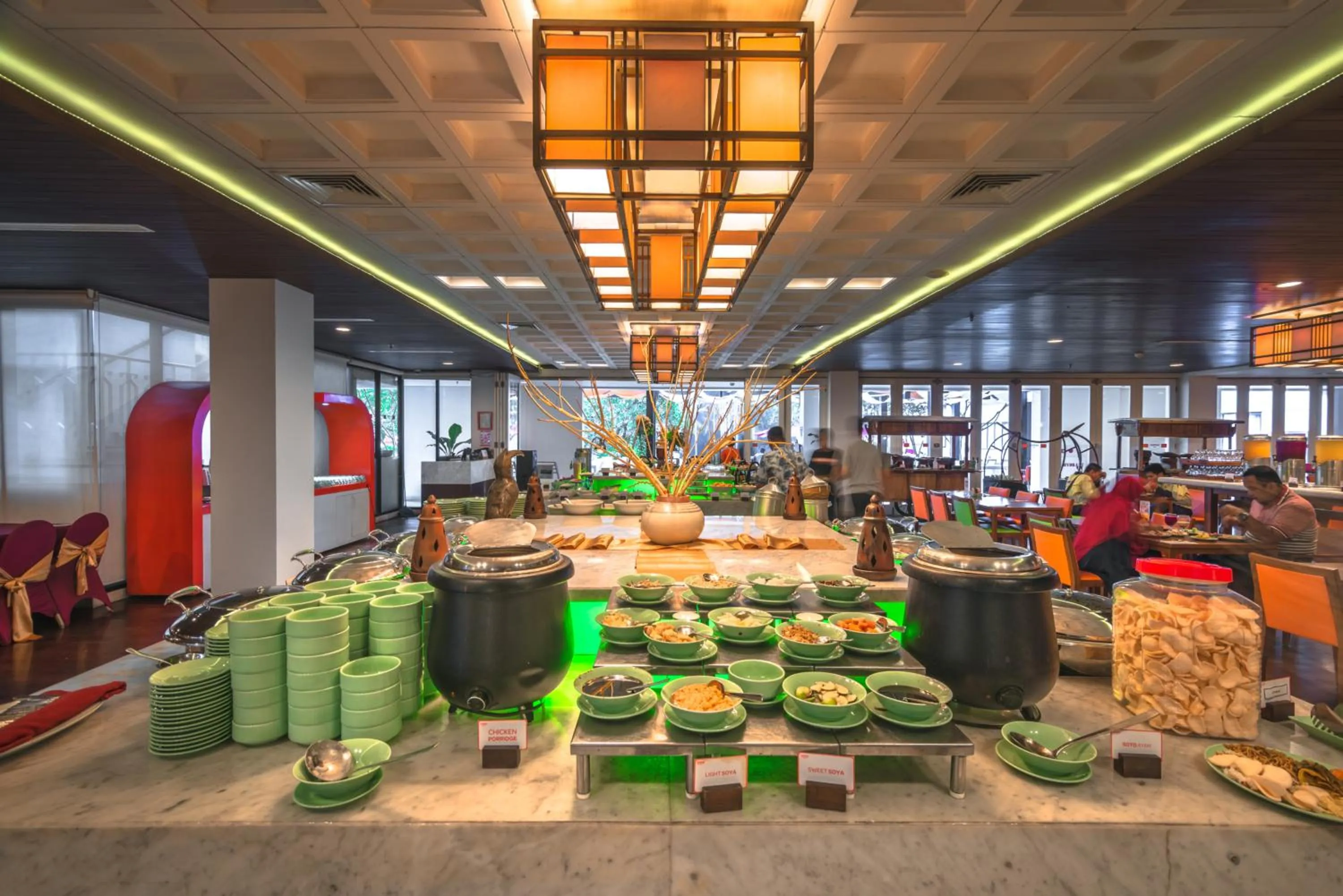 Restaurant/places to eat in HARRIS Hotel & Conventions Malang