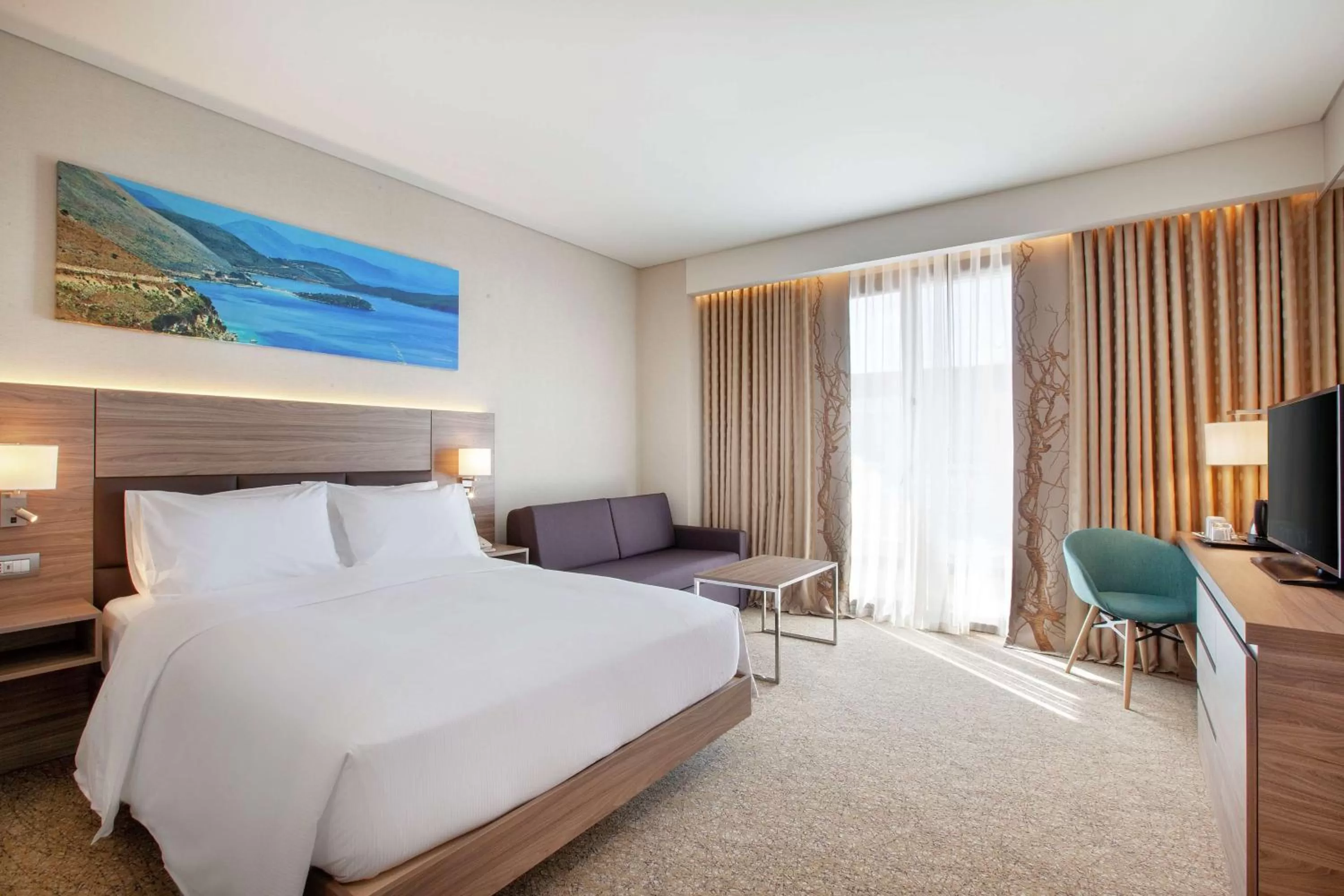 Bedroom, Bed in Hilton Garden Inn Tirana