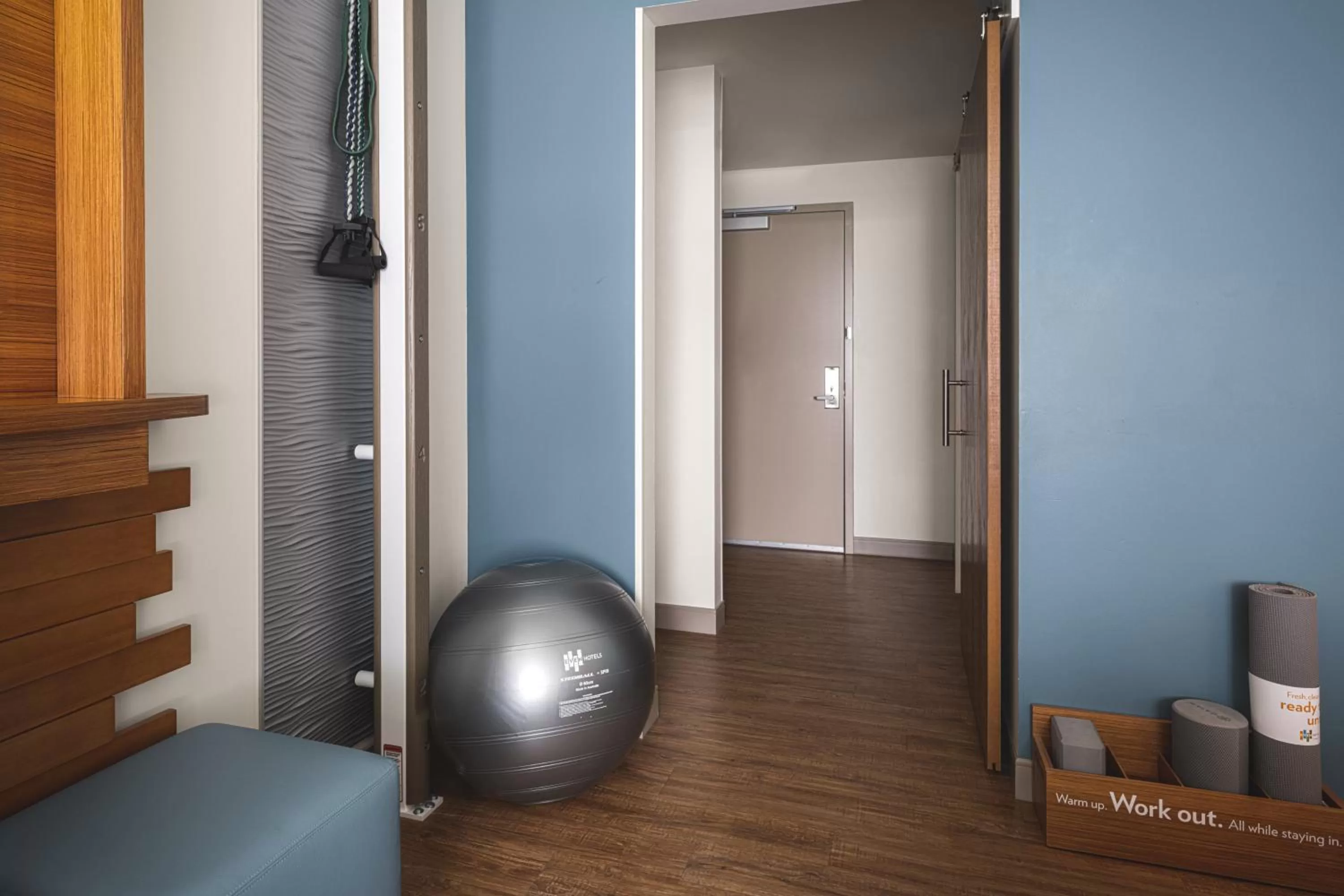 Photo of the whole room in EVEN Hotel Seattle Downtown - Lake Union by IHG