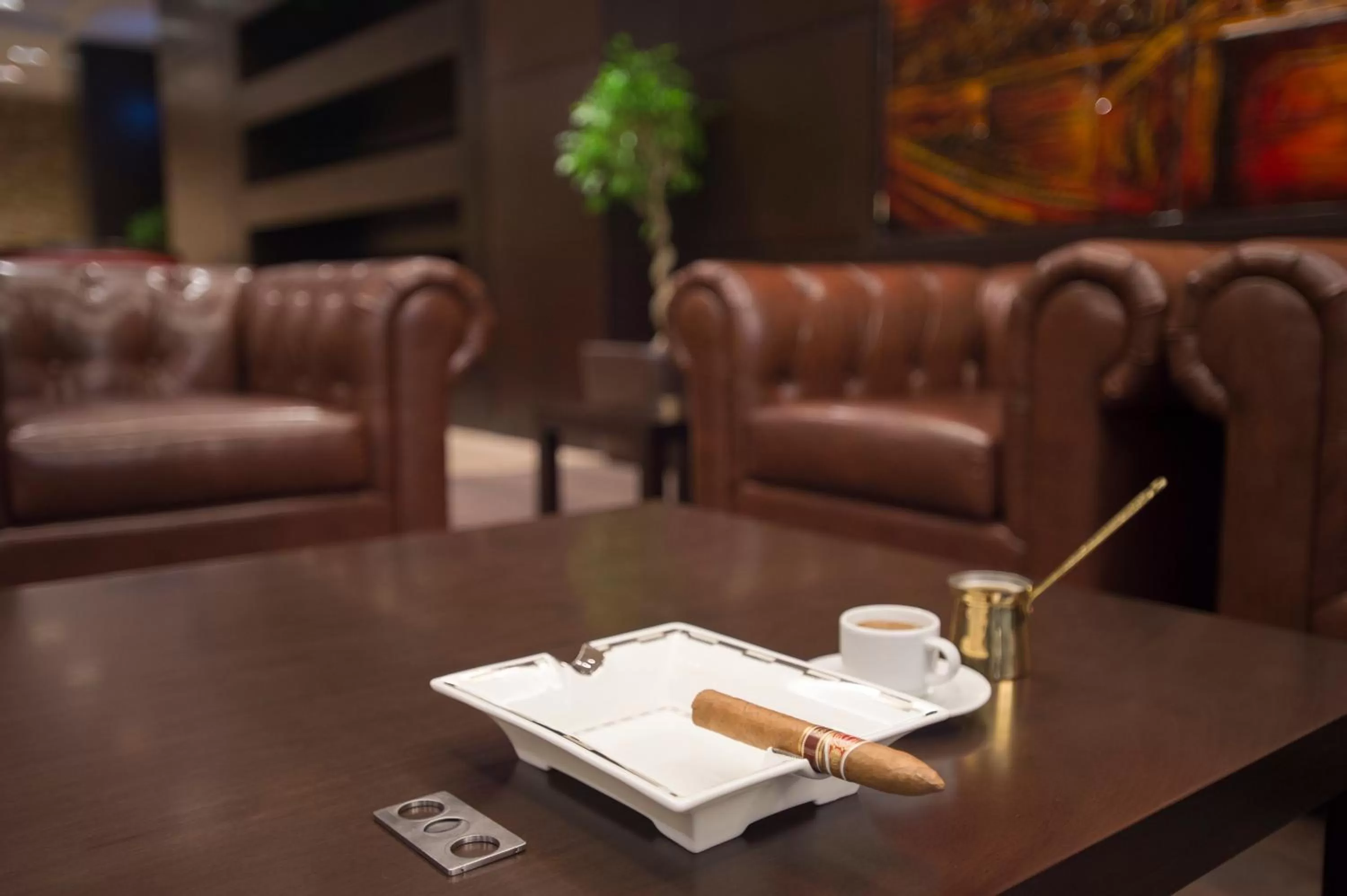 Coffee/tea facilities in Crowne Plaza Riyadh - RDC Hotel & Convention by IHG