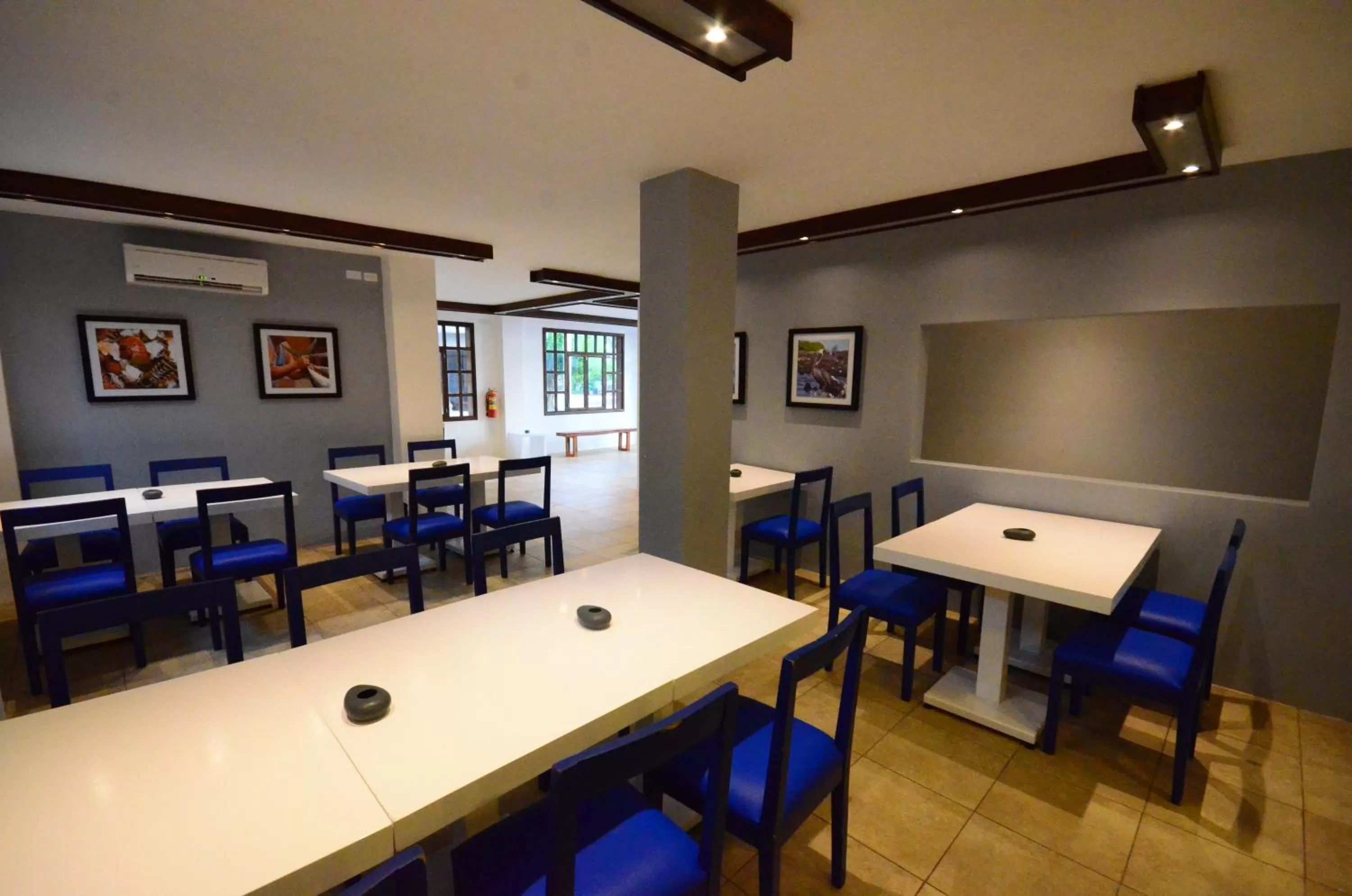 Lounge or bar in Hotel Volcano