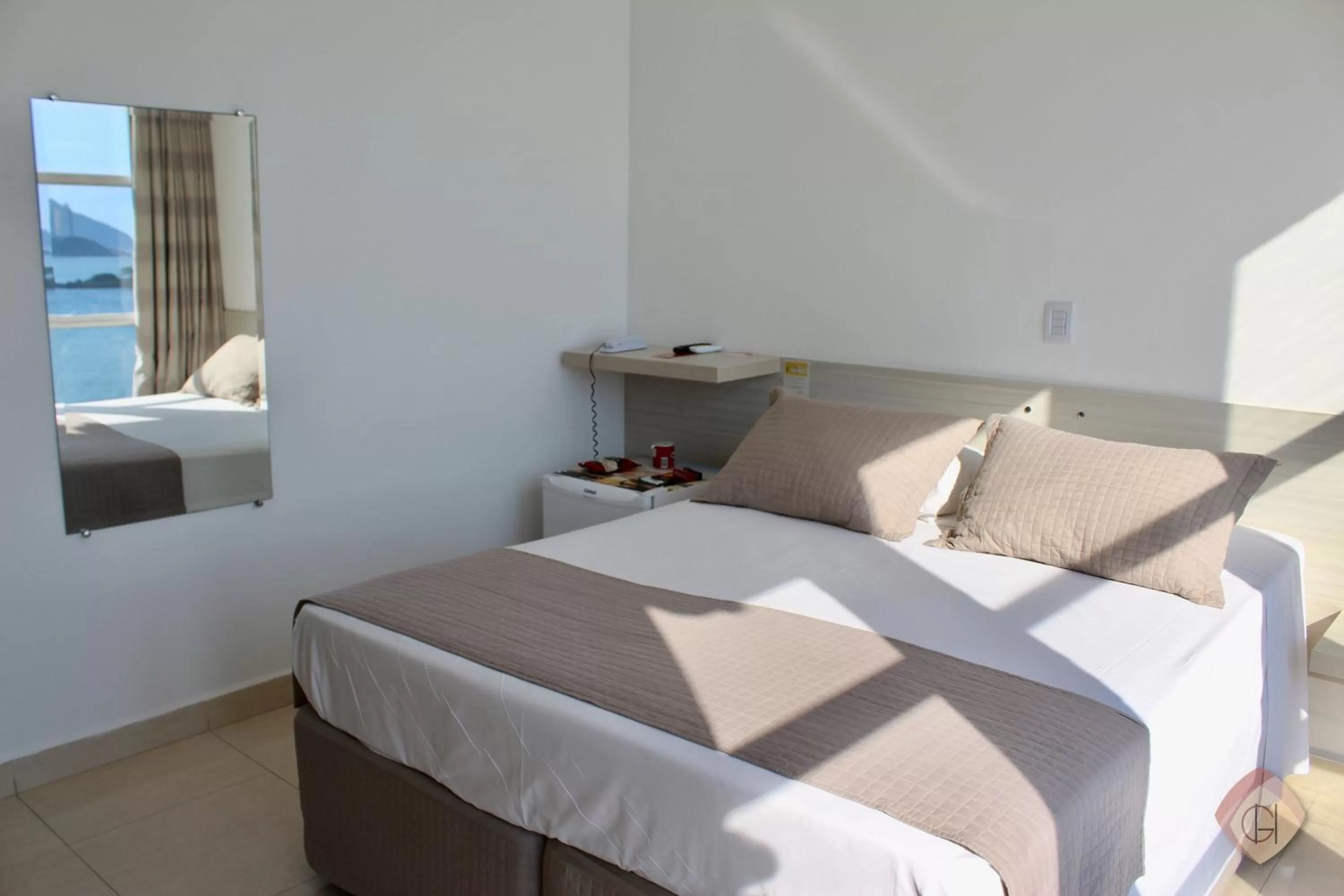 Bedroom, Bed in Grand Hotel Guarujá - A sua Melhor Experiência Beira Mar na Praia!