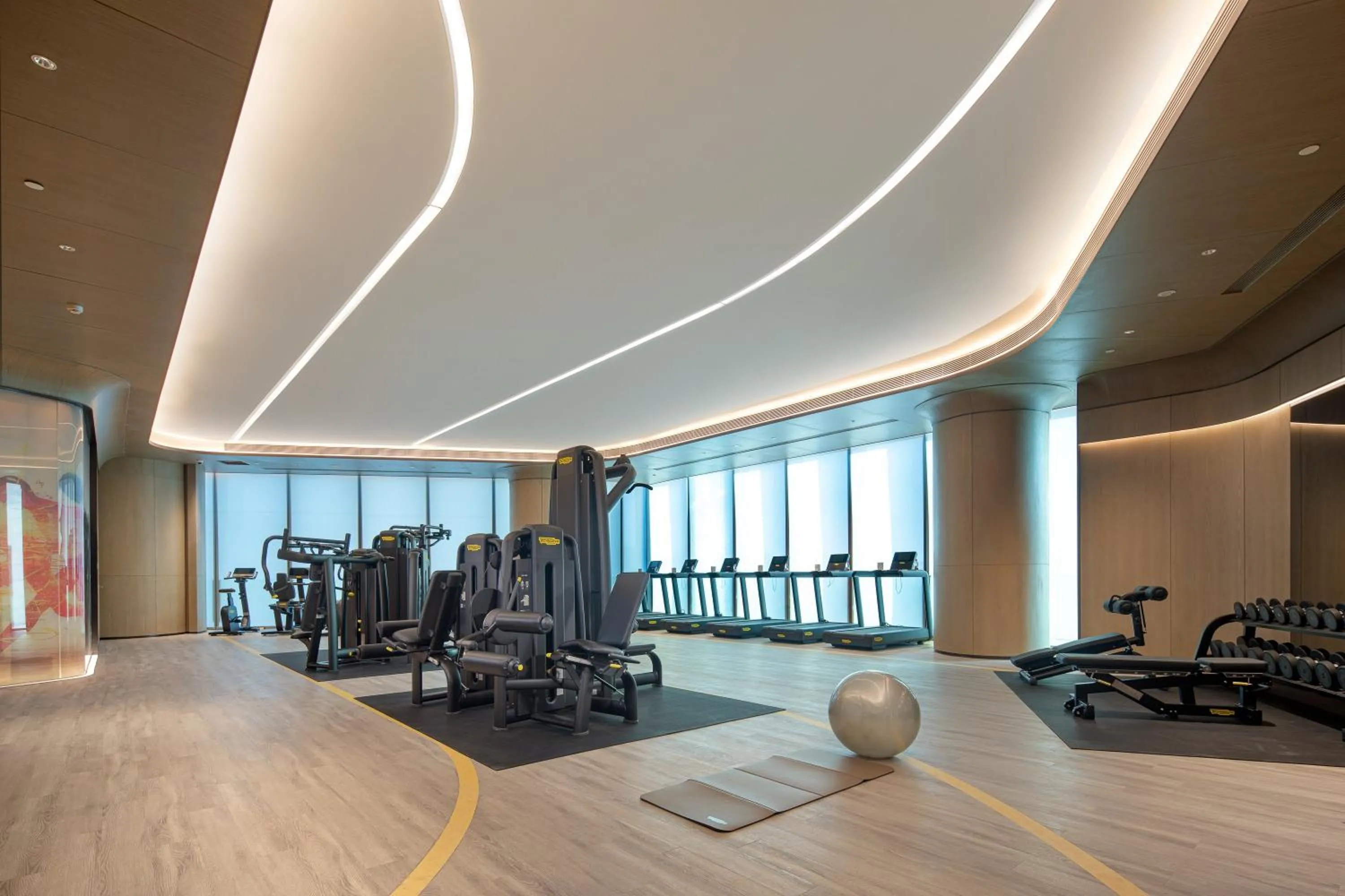 Fitness centre/facilities in Crowne Plaza Chaozhou Riverside by IHG