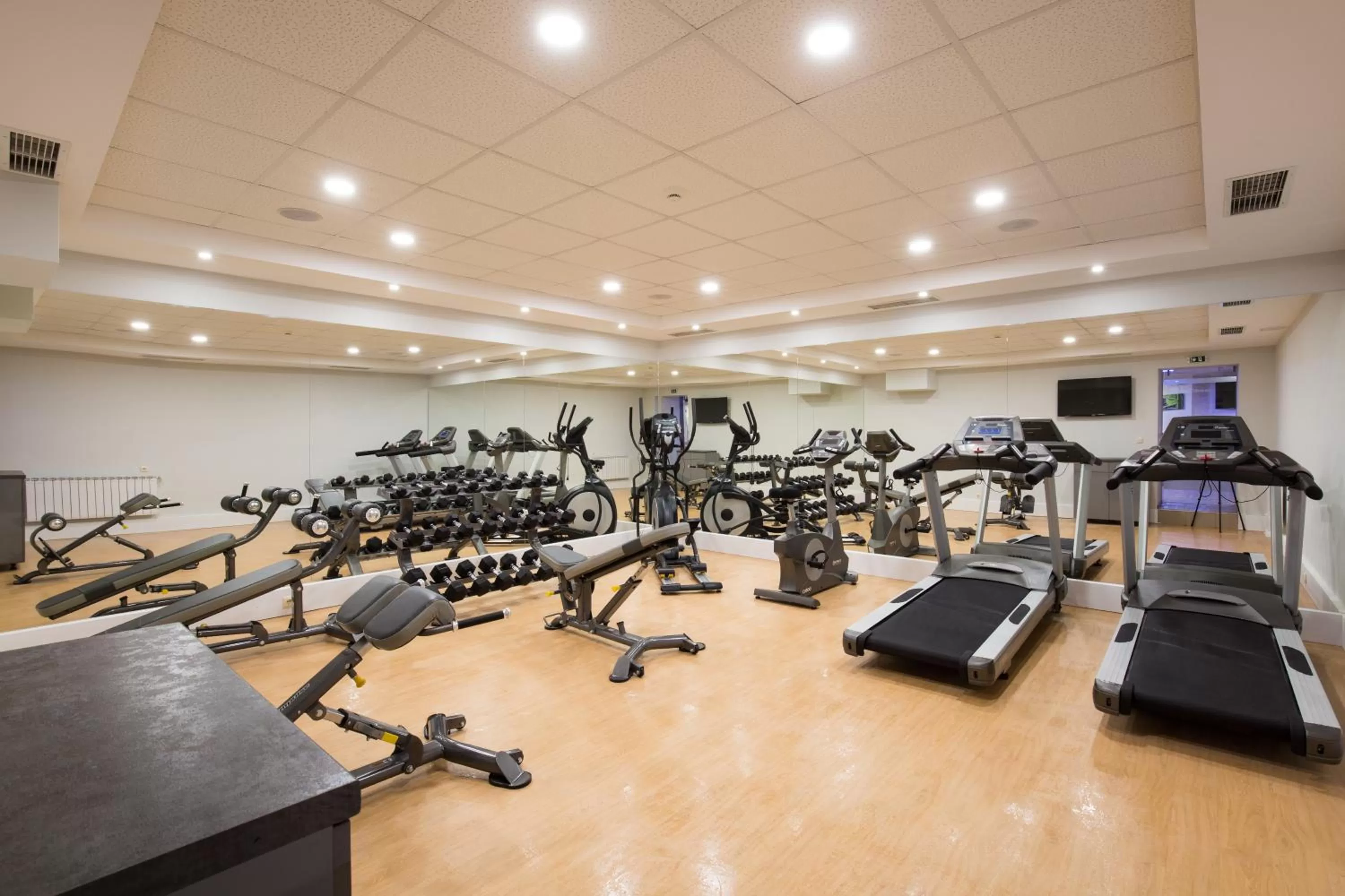 Fitness centre/facilities in Grami Hotel Sofia