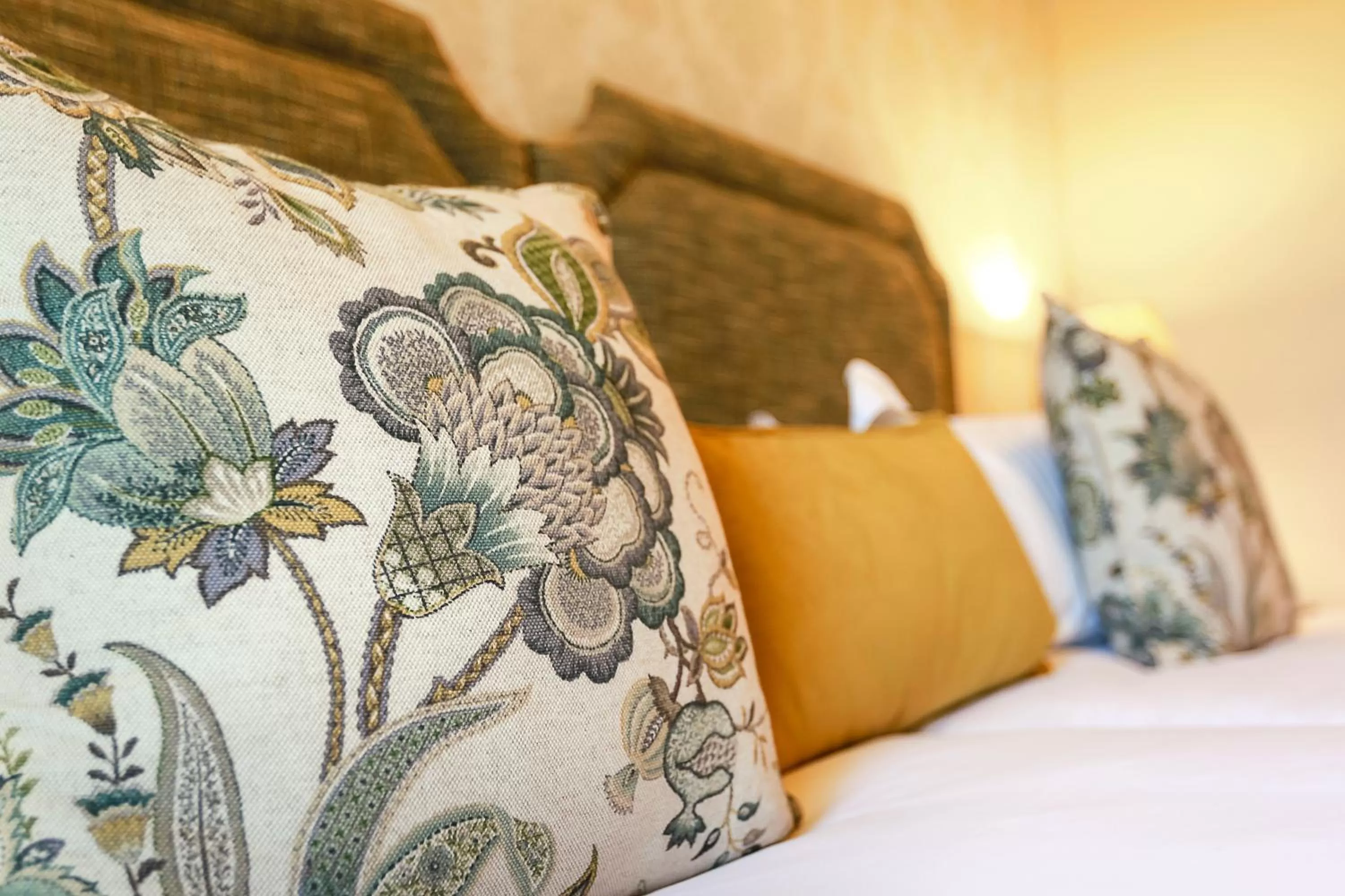 Decorative detail, Bed in Eendracht Hotel