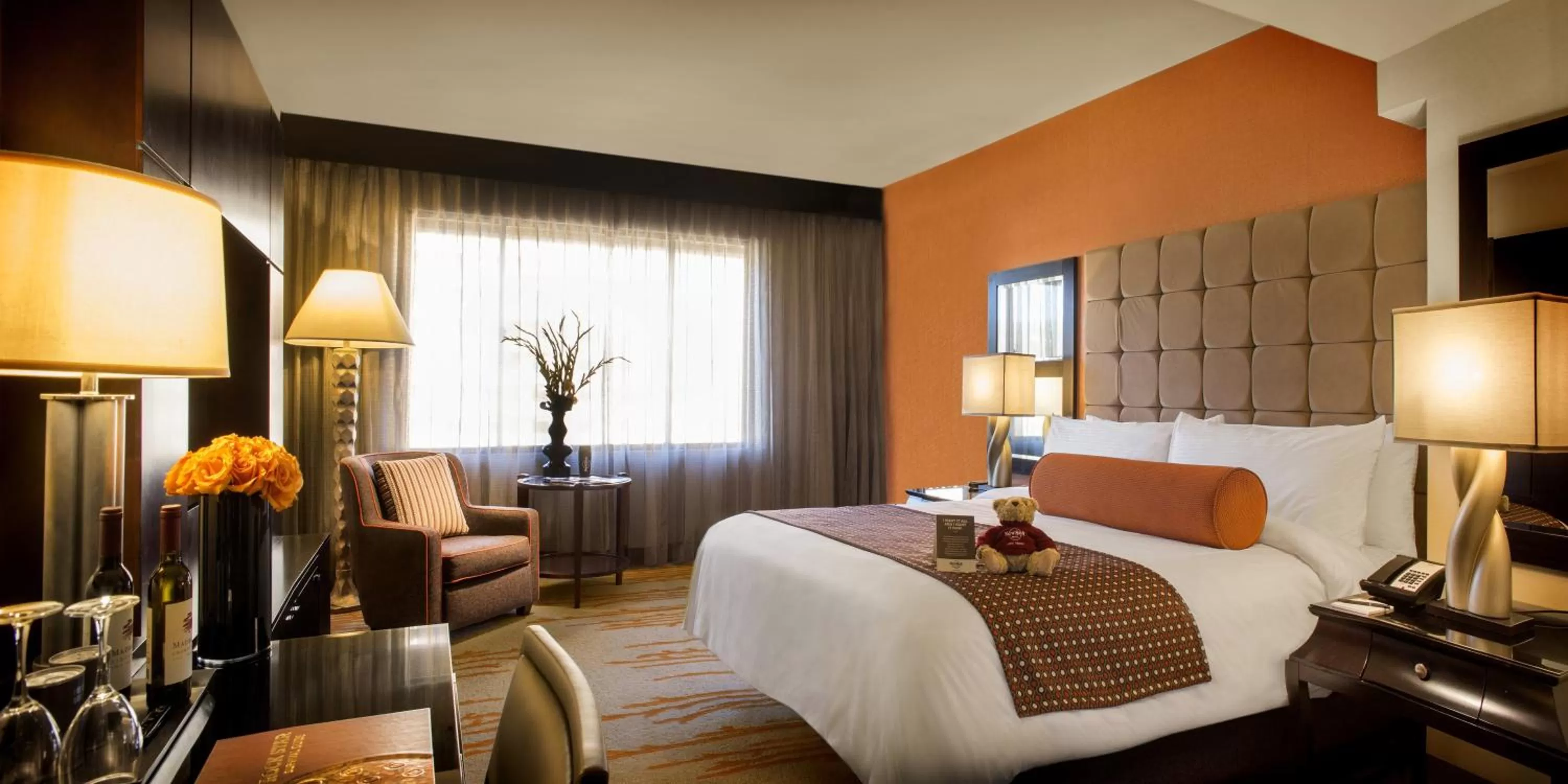 Bedroom, Bed in Golden Nugget Lake Tahoe