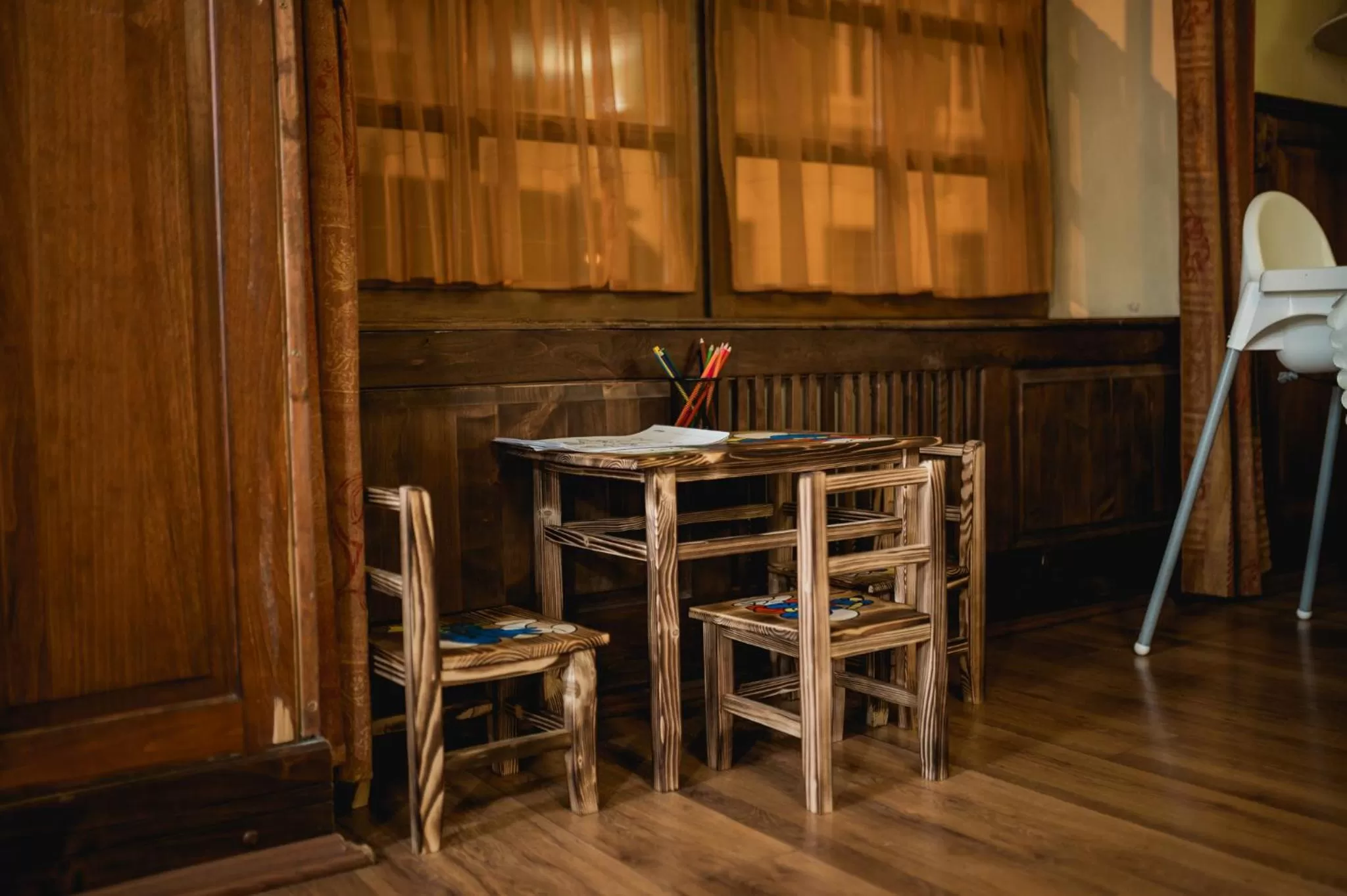 young children in City Hotel UNIO superior