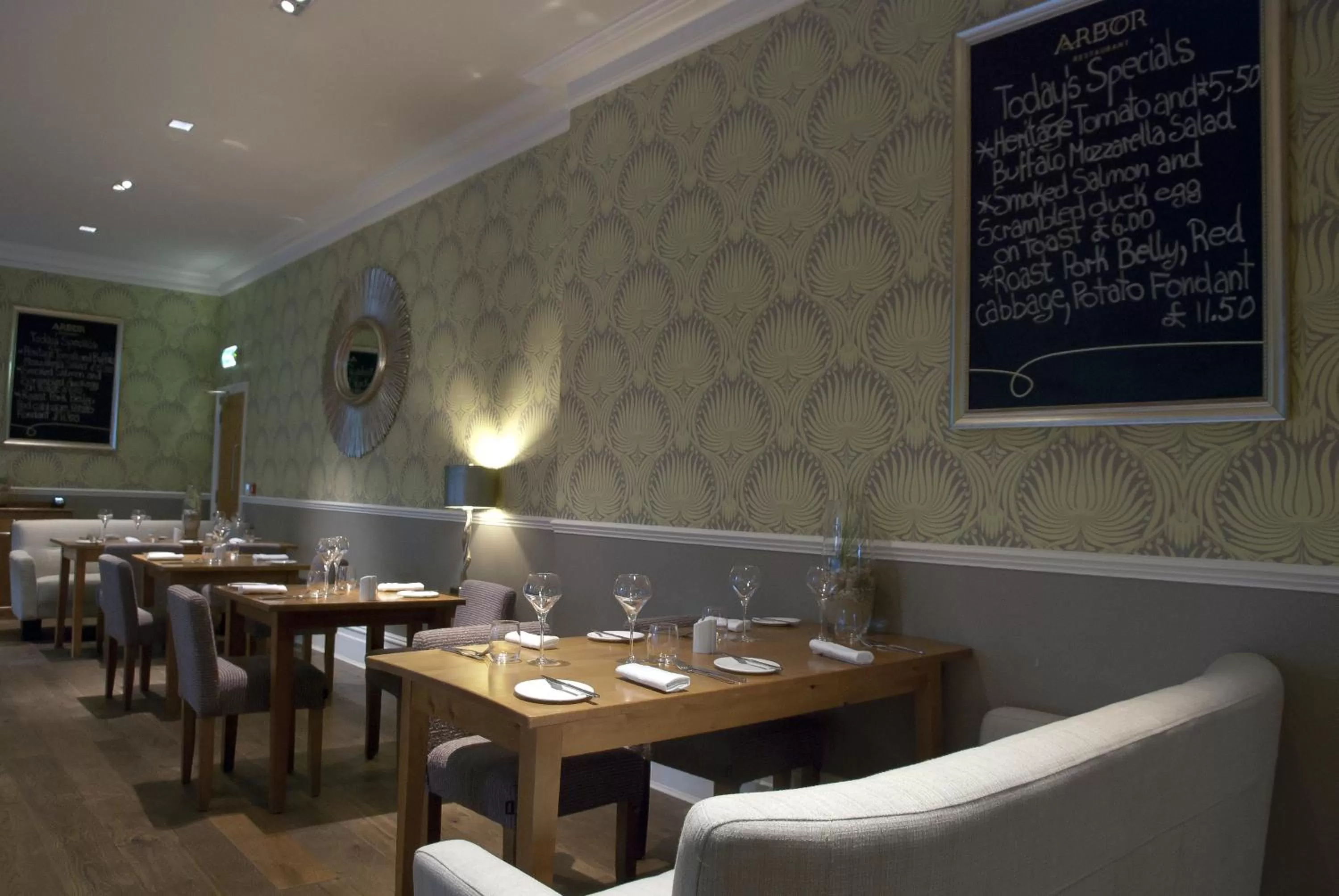 Restaurant/places to eat in The Green House