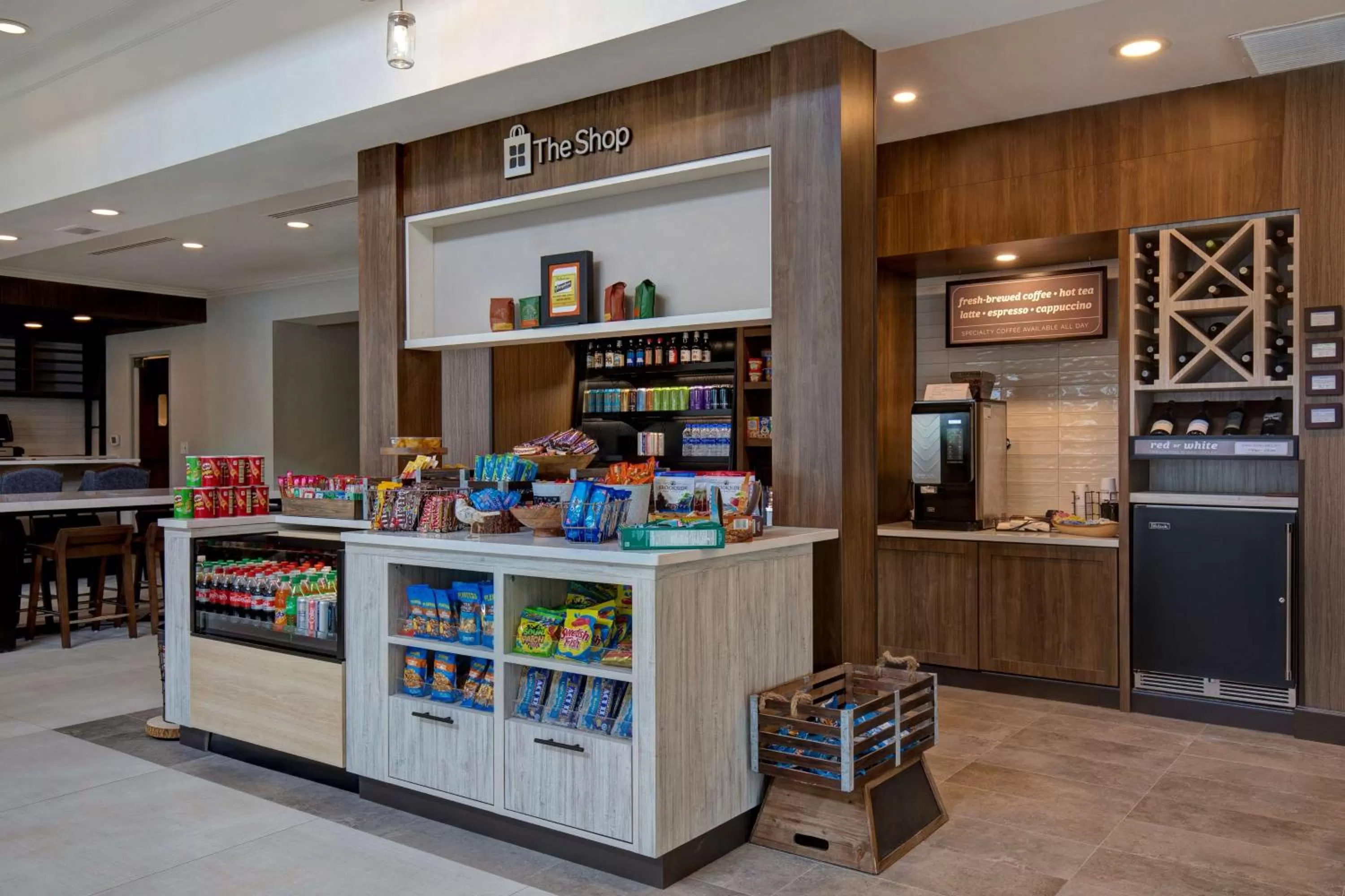 Dining area in Hilton Garden Inn Portland/Beaverton