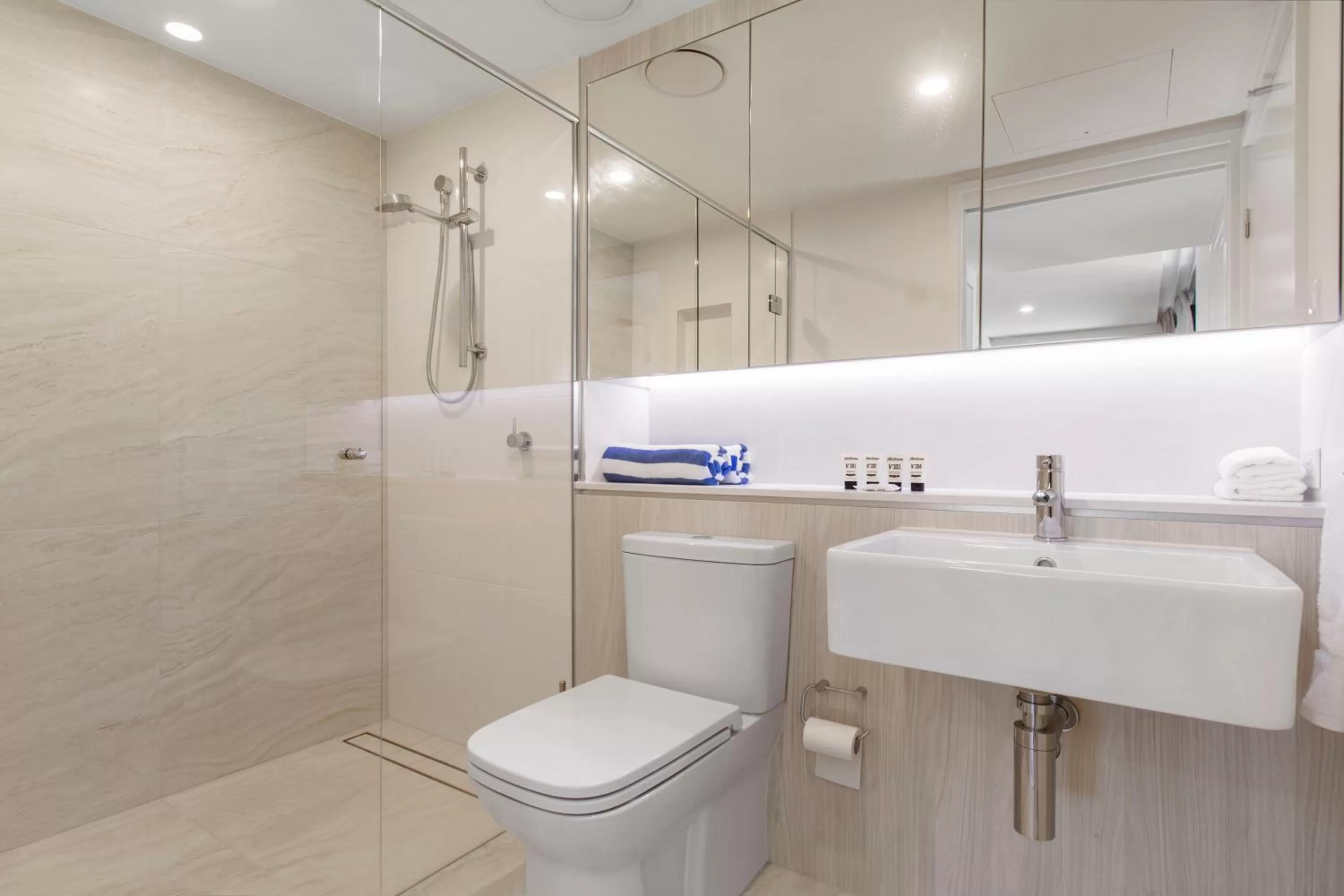 Bathroom in Breeze Mooloolaba, Ascend Hotel Collection