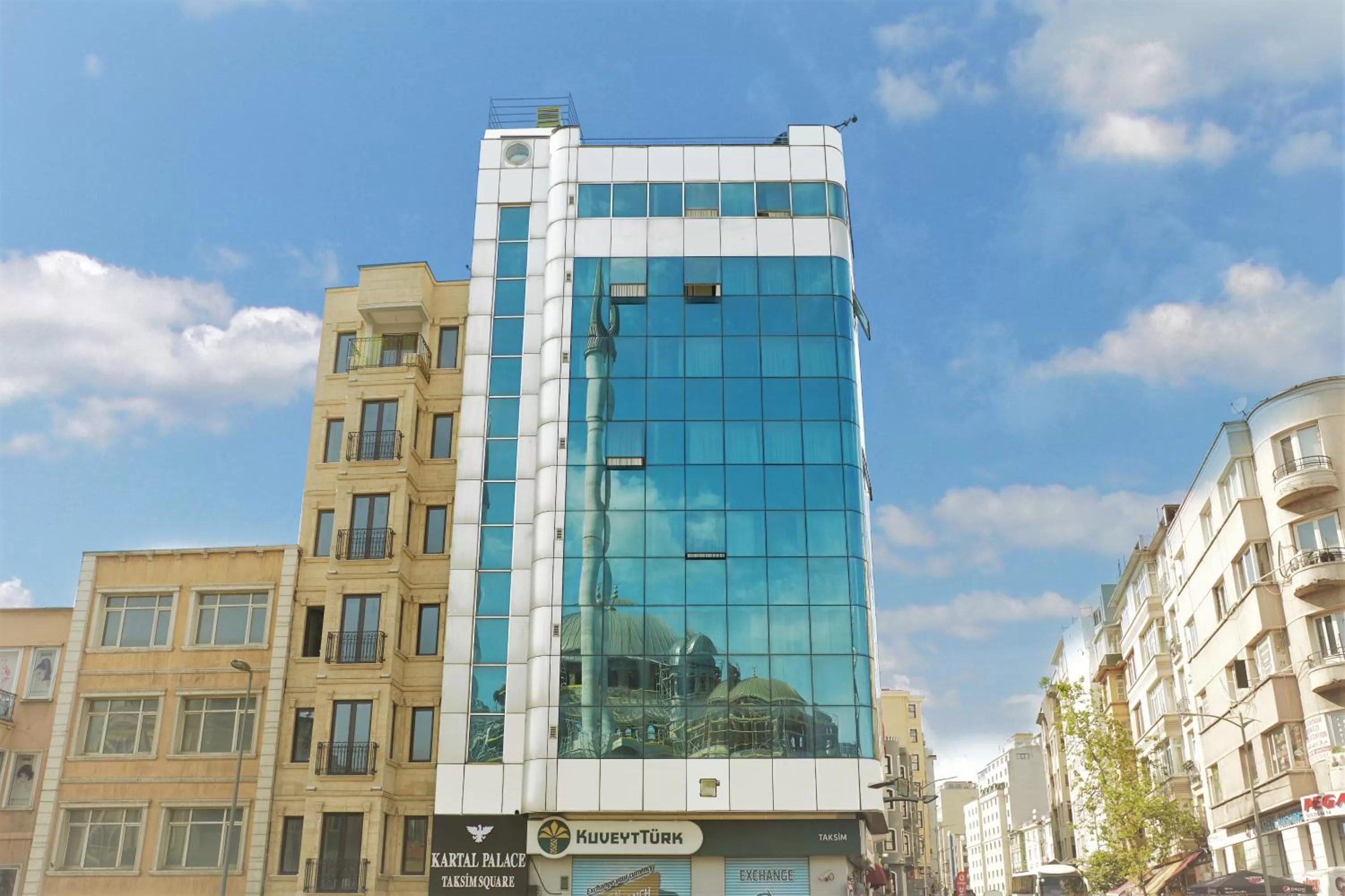 Kartal Palace Taksim Square FAMILY HOTEL