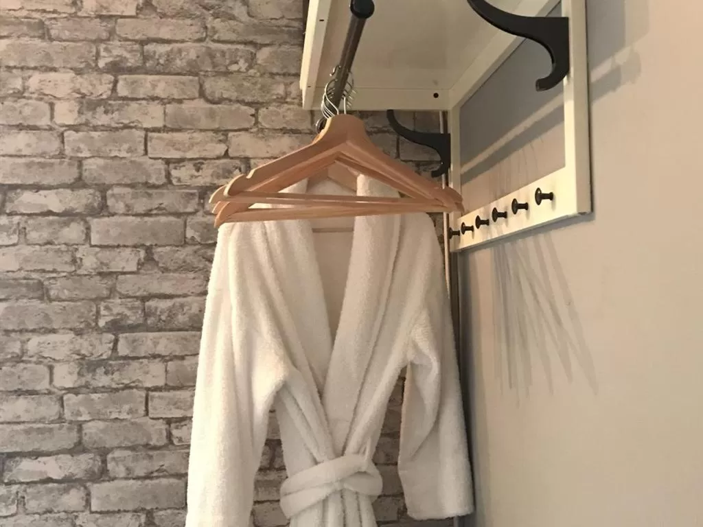 Double Room with Private Bathroom in Kingsmere Guest House