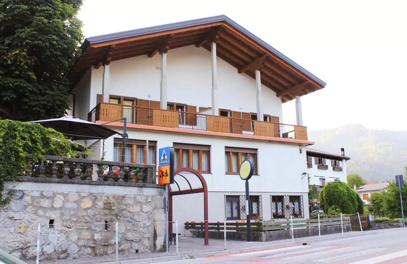 Two-Bedroom Apartment (6 Adults) in Albergo Diffuso Tolmezzo