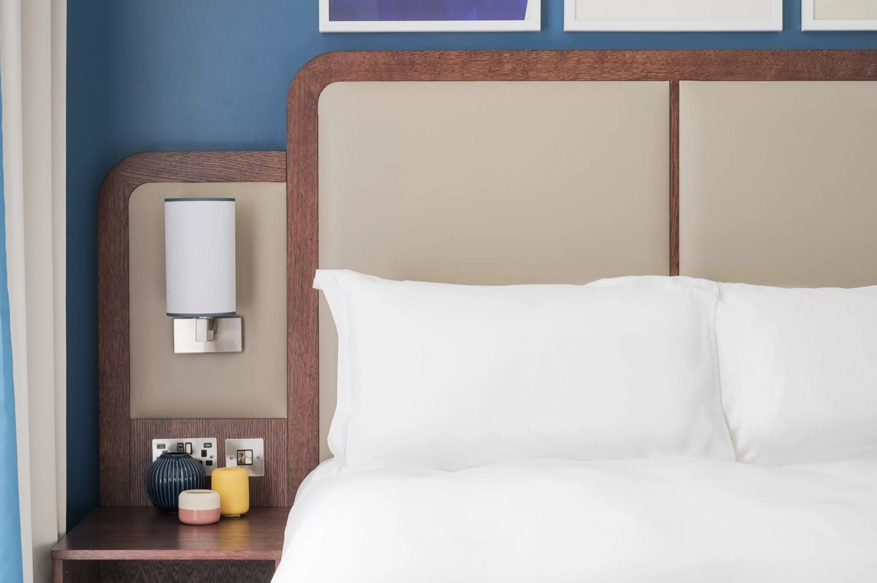 Photo of the whole room, Bed in voco Grand Central Glasgow by IHG