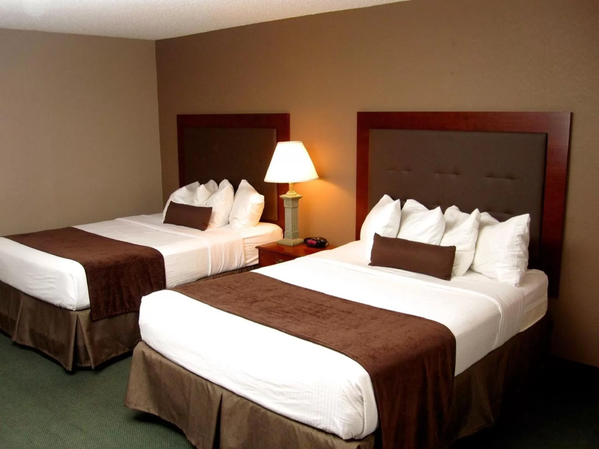 Queen Room with Two Queen Beds - Non-Smoking in Baymont by Wyndham Mandan Bismarck Area