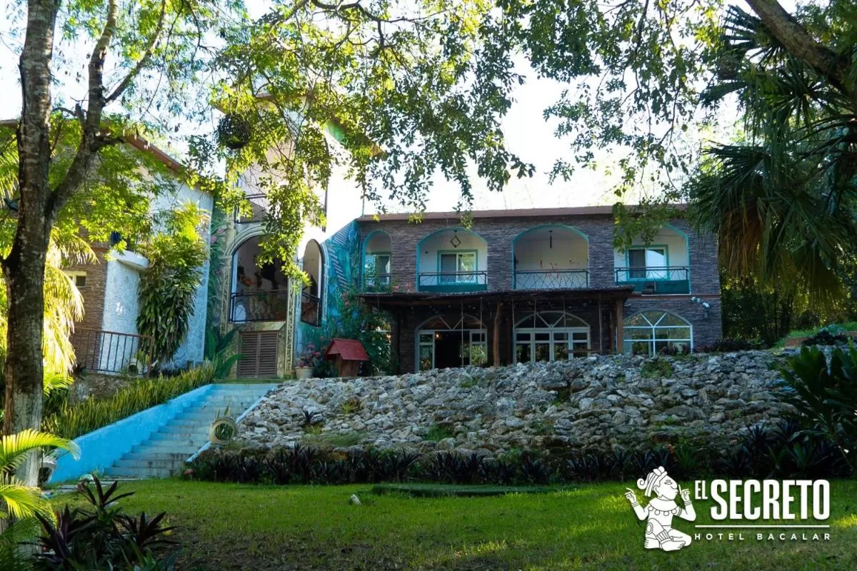 Property Building in Hotel Secreto Frente a Laguna Bacalar - Opciones Todo Incluido