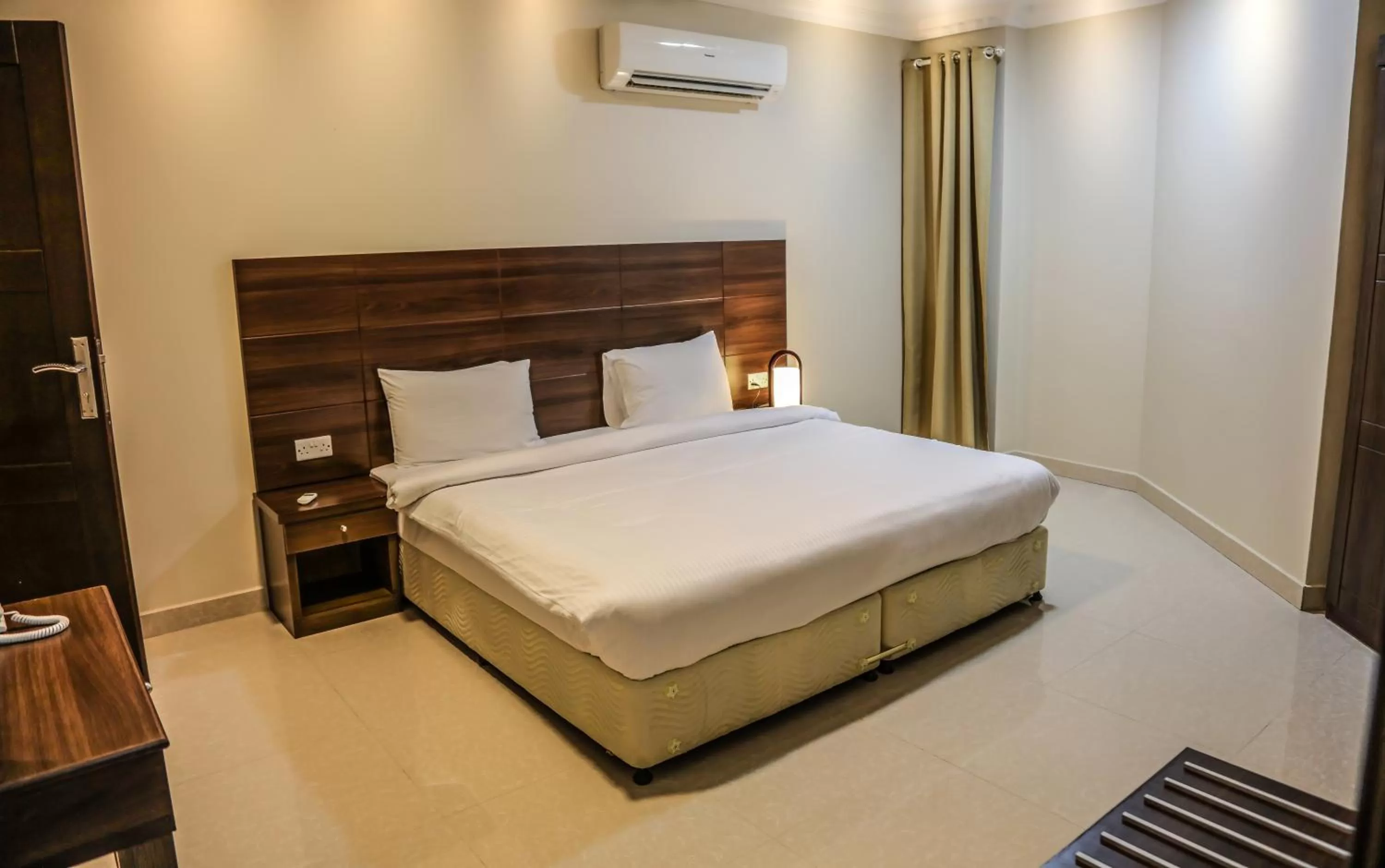 Standard Single Room - single occupancy in Barka Hotel Apartment