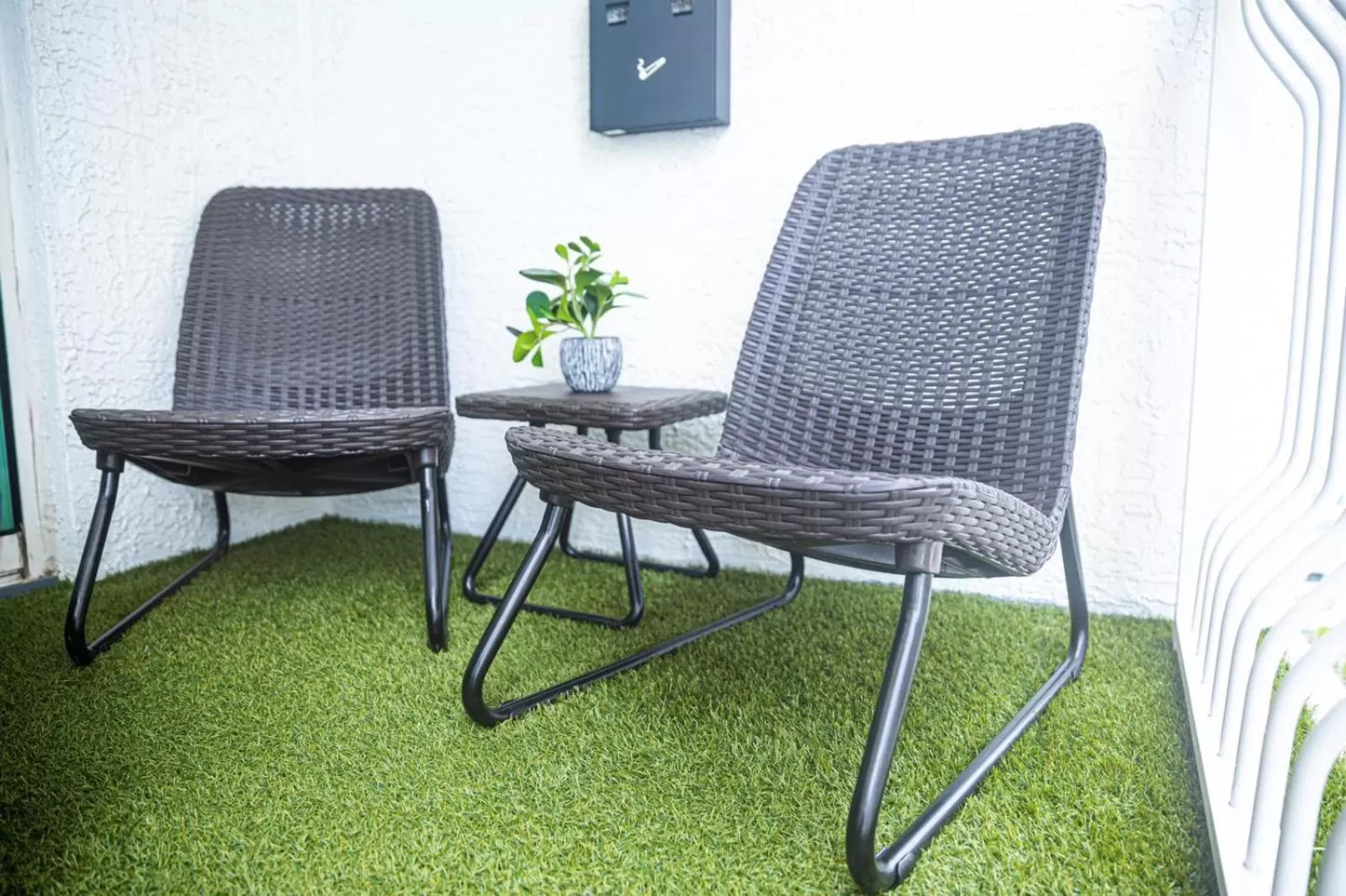 Balcony/Terrace in Modern and Luxurious Brickell Studio