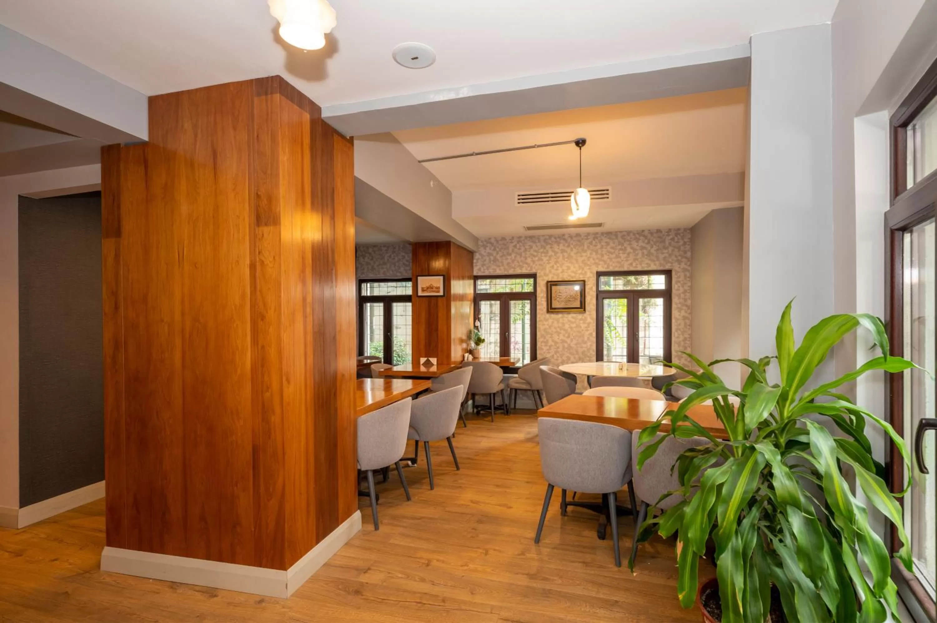 Restaurant/places to eat in Juno Hotel Taksim