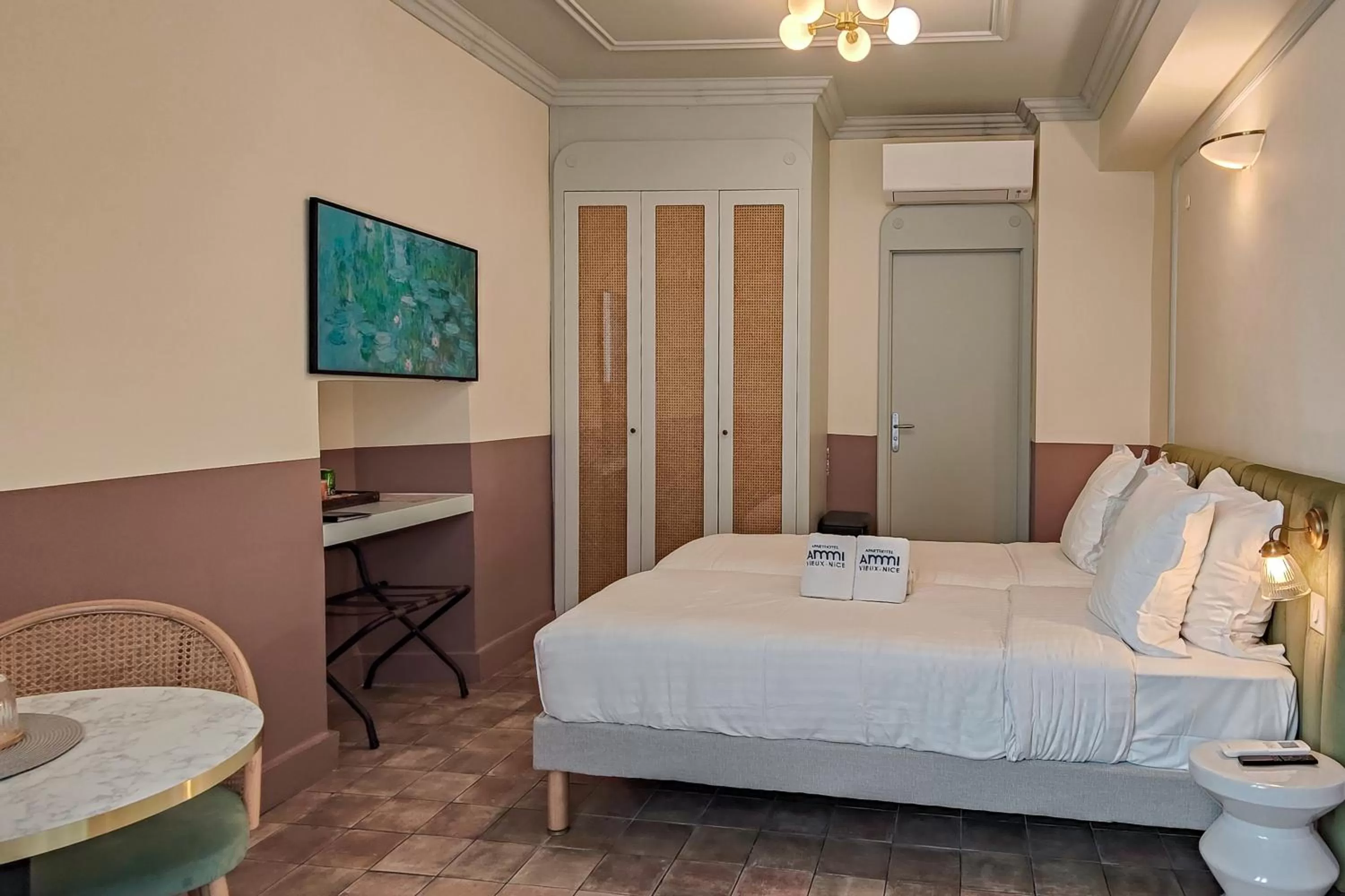 Photo of the whole room, Bed in Hotel Aparthotel AMMI Vieux Nice