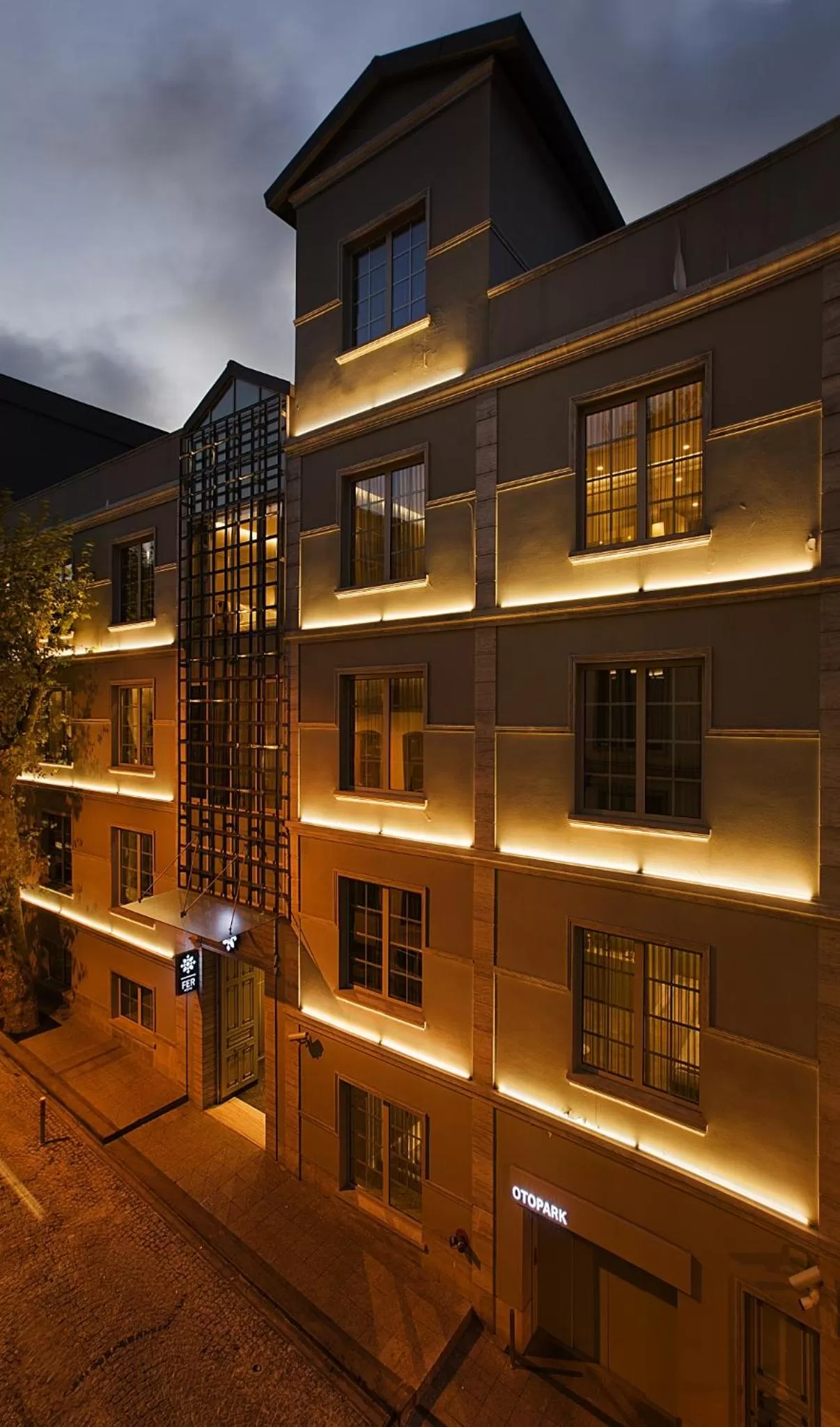 Property building in Fer Hotel