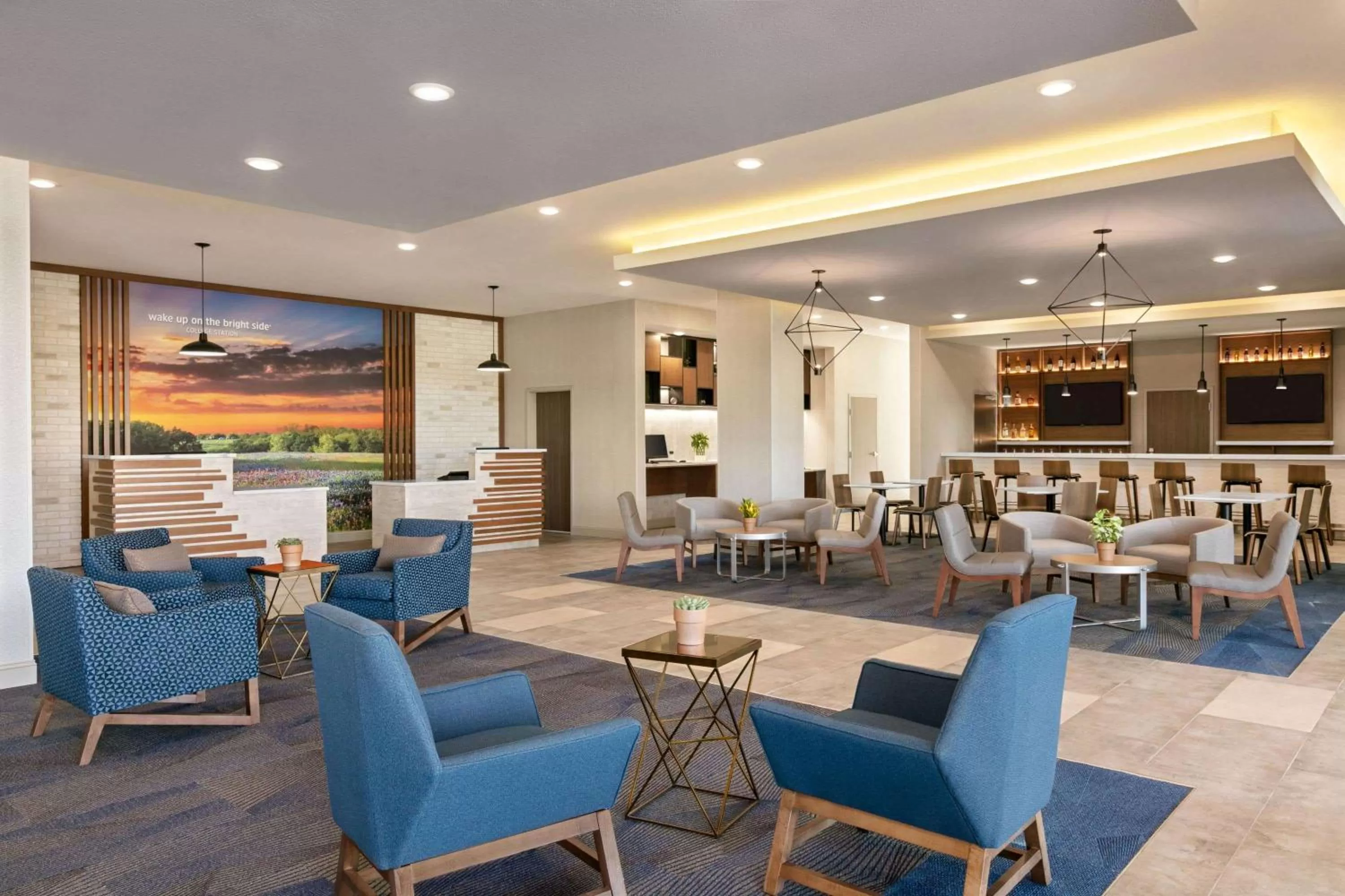 Lobby or reception in La Quinta Inn & Suites by Wyndham College Station North