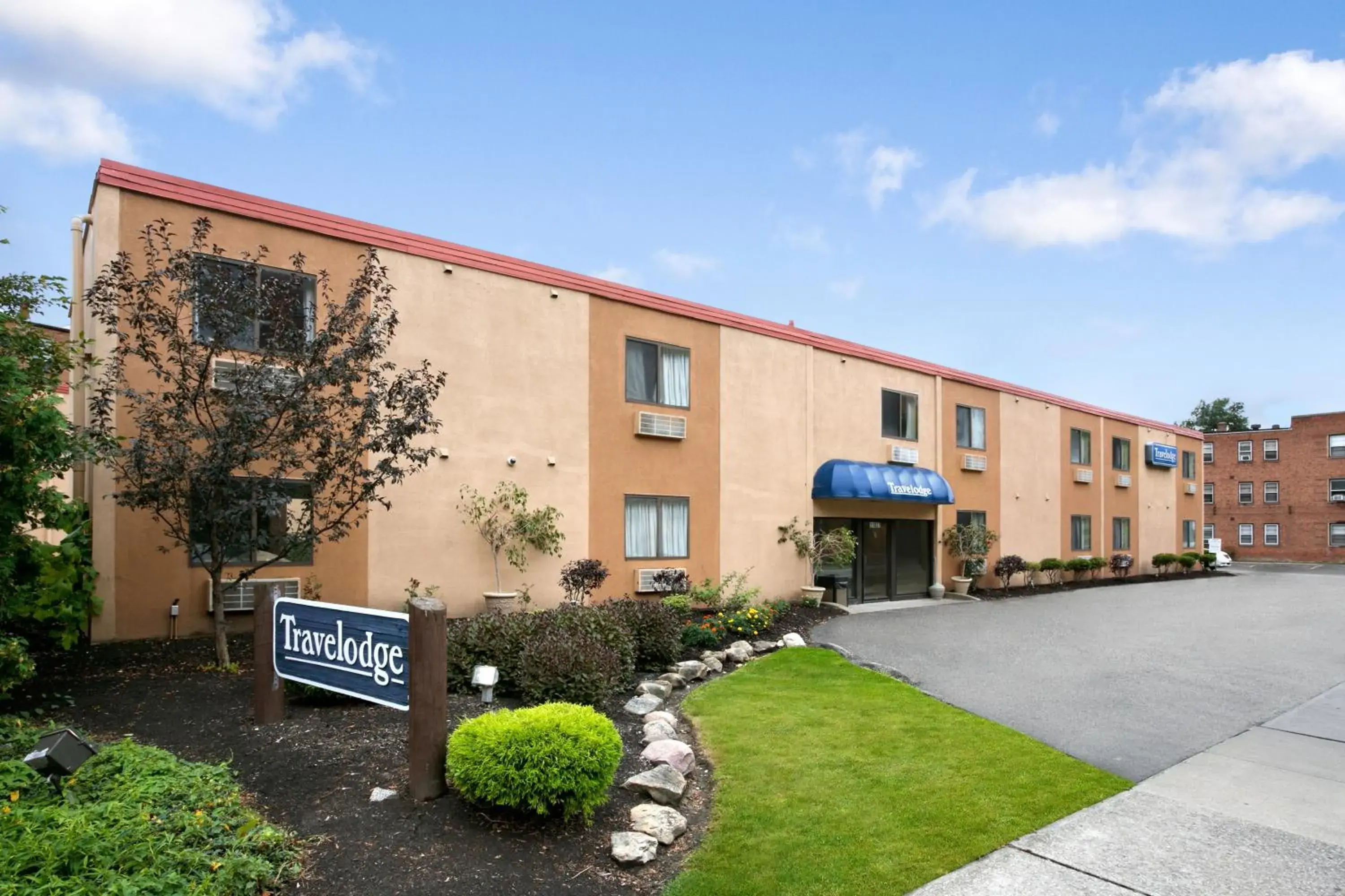 Travelodge by Wyndham Cleveland Lakewood Travelodge by Wyndham Cleveland Lakewood