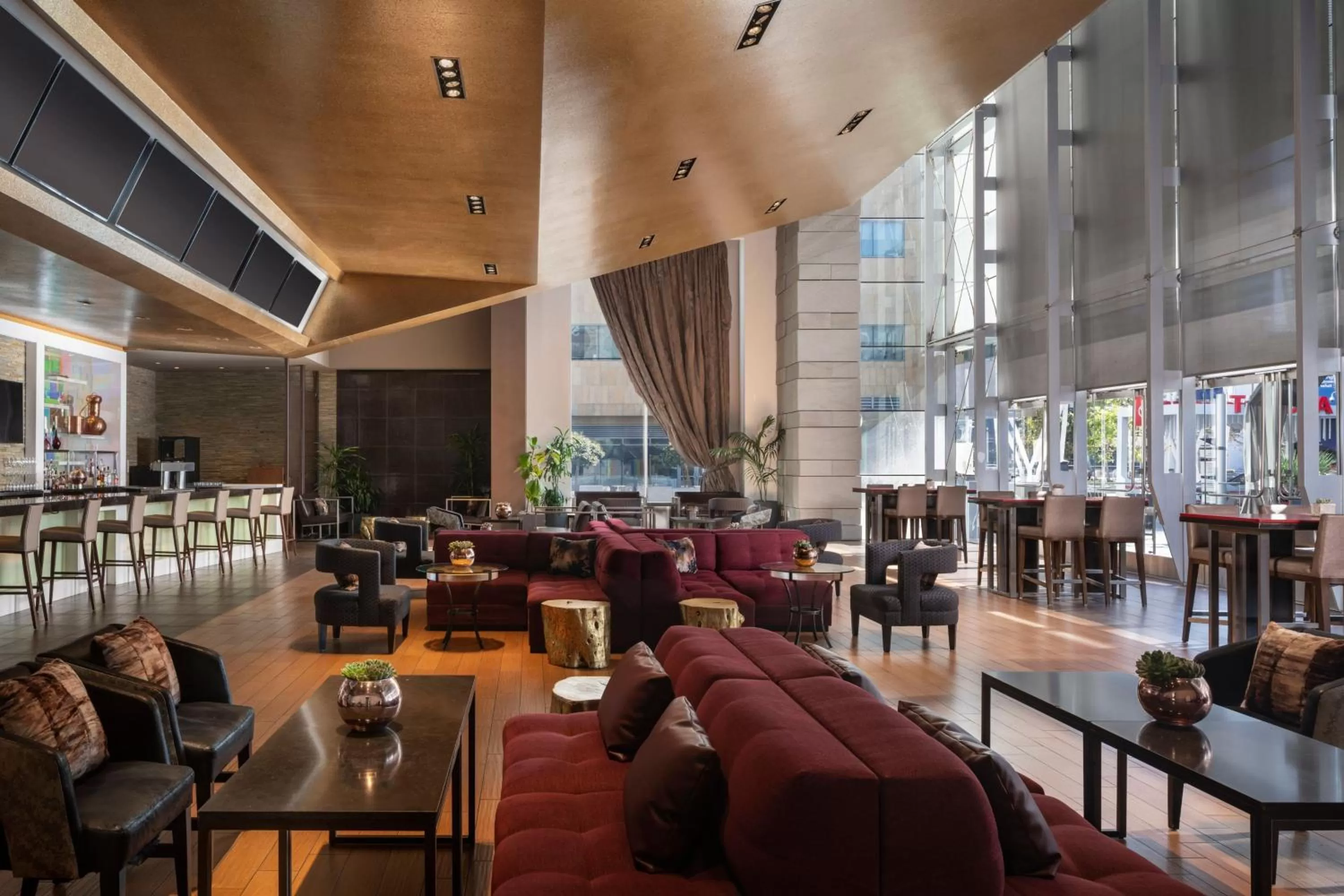 Lounge or bar in JW Marriott Los Angeles L.A. LIVE