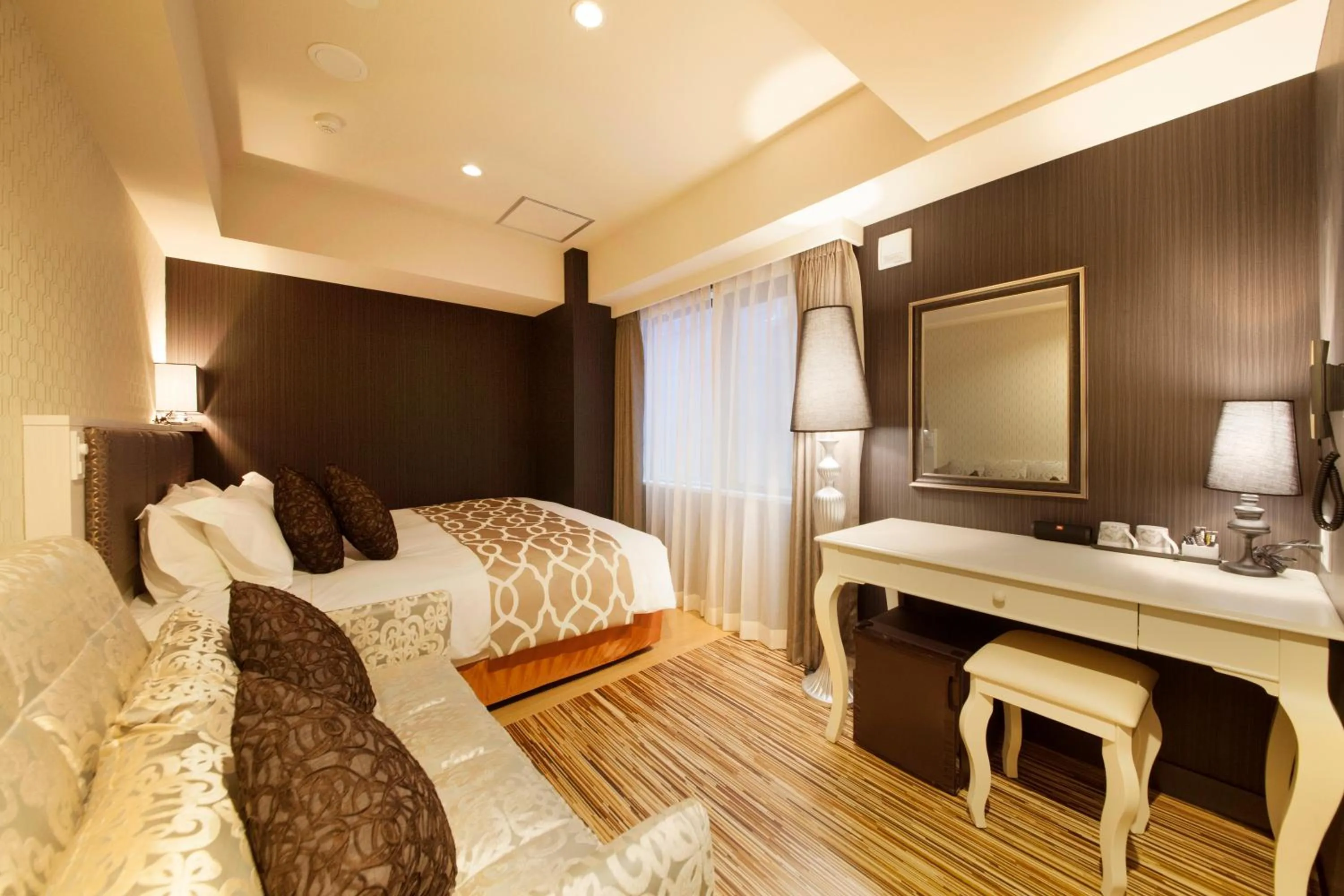 Photo of the whole room, Bed in Centurion Hotel Grand Akasakamitsuke Station