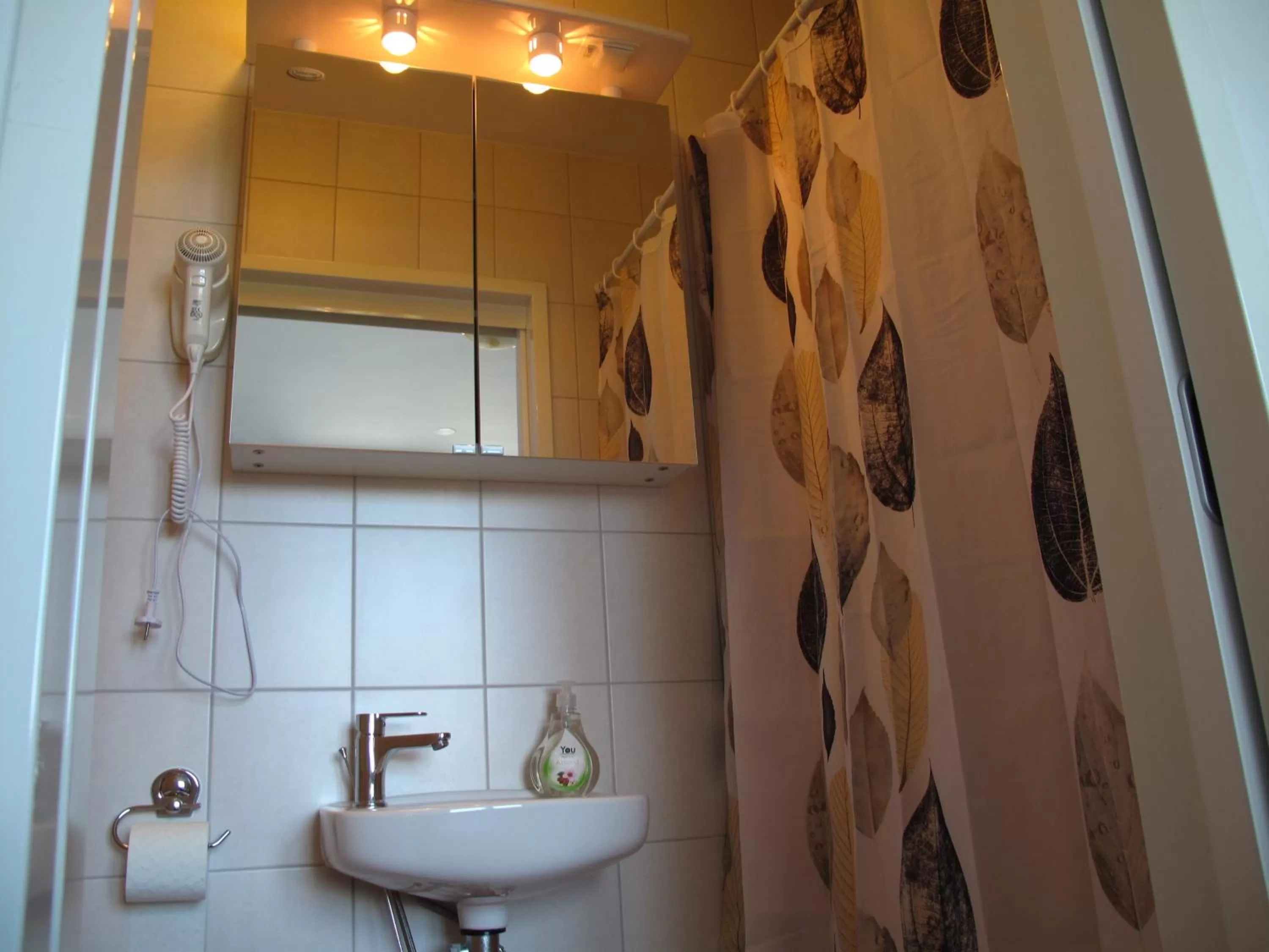 Shower in B&B By The Way