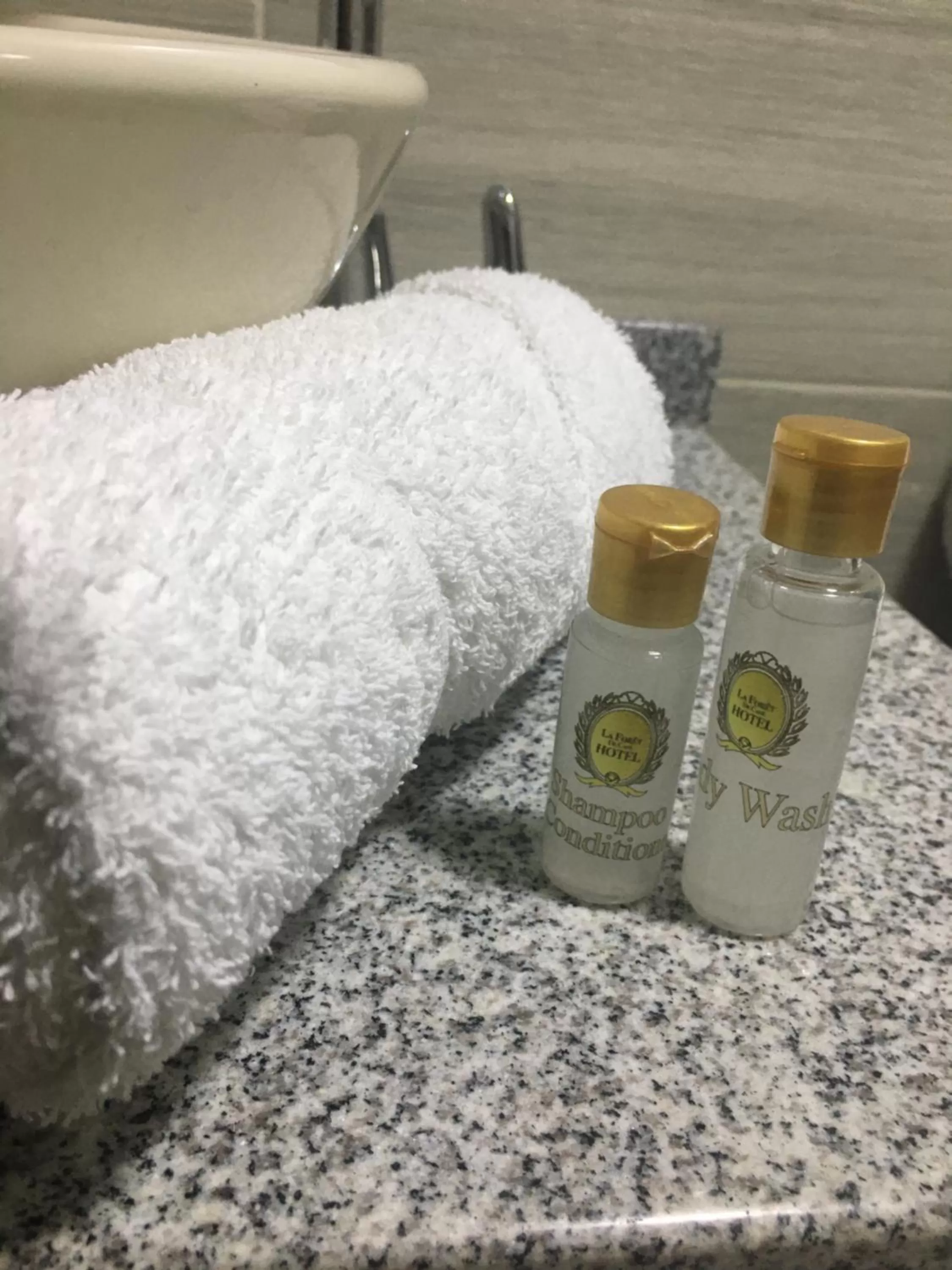 Property building in La Forêt de Café Hotel