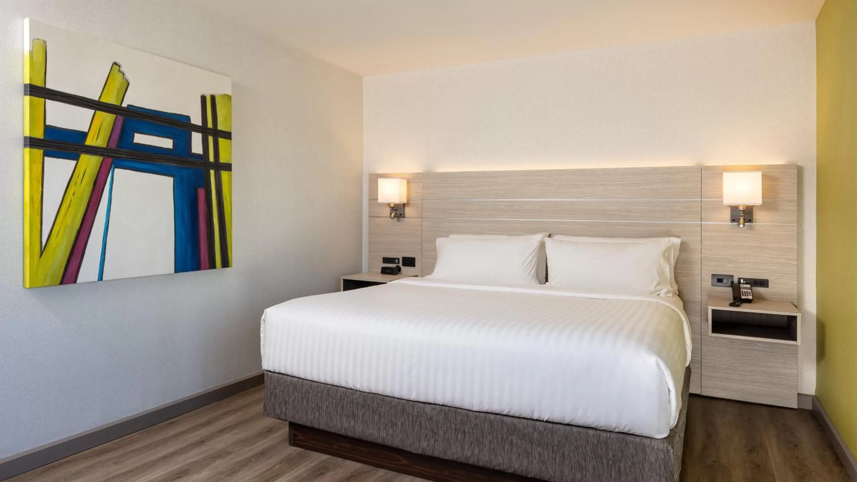 Bedroom, Bed in Holiday Inn Express Quebec City-Sainte Foy by IHG
