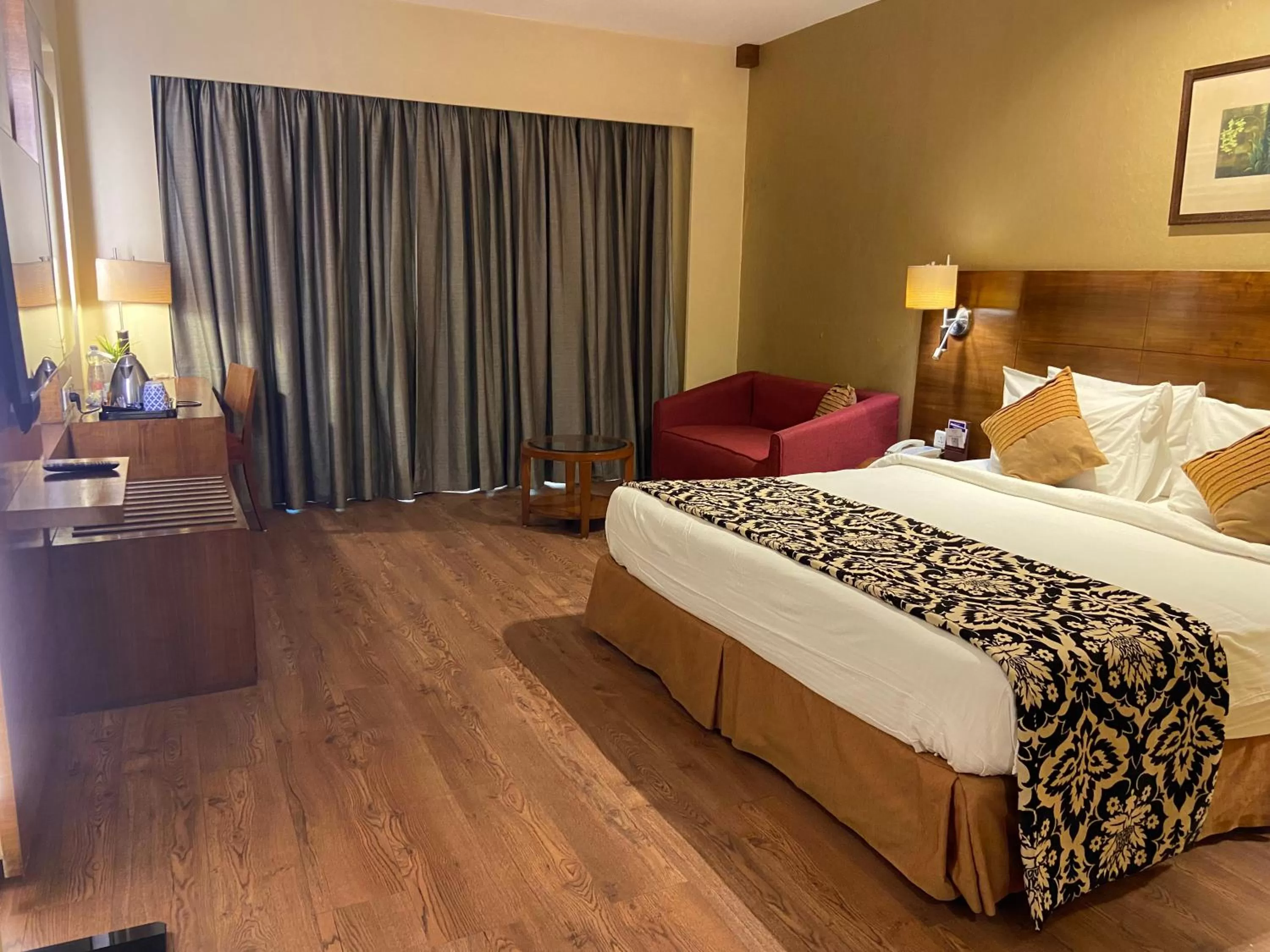 Bed in Fortune Select Exotica, Navi Mumbai - Member ITC Hotels' Group