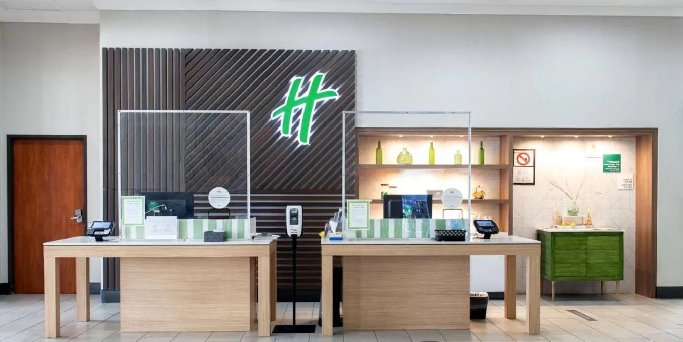 Lobby or reception in Holiday Inn Phoenix-Mesa Chandler by IHG