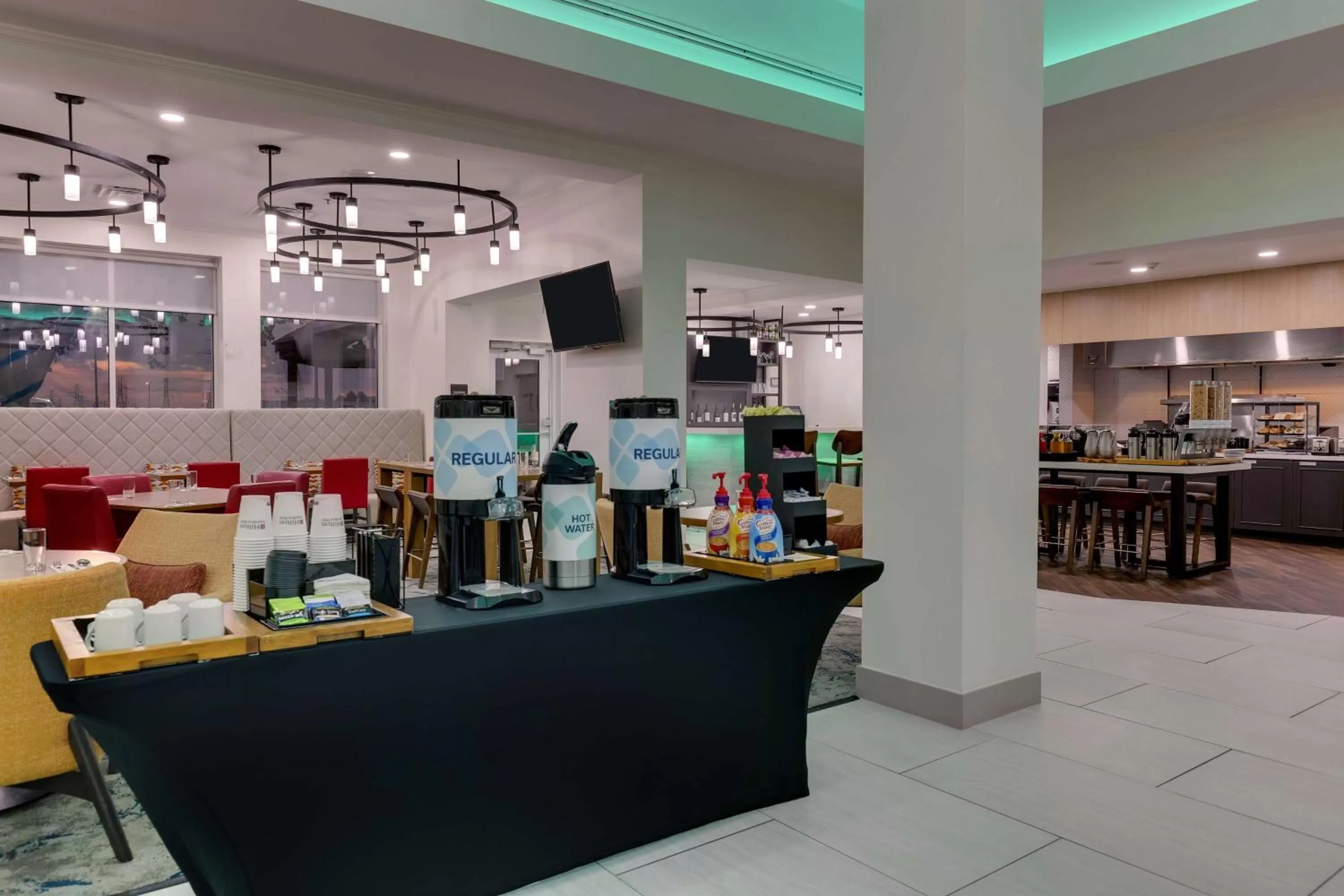 Restaurant/places to eat in Hilton Garden Inn Fort Worth/Fossil Creek