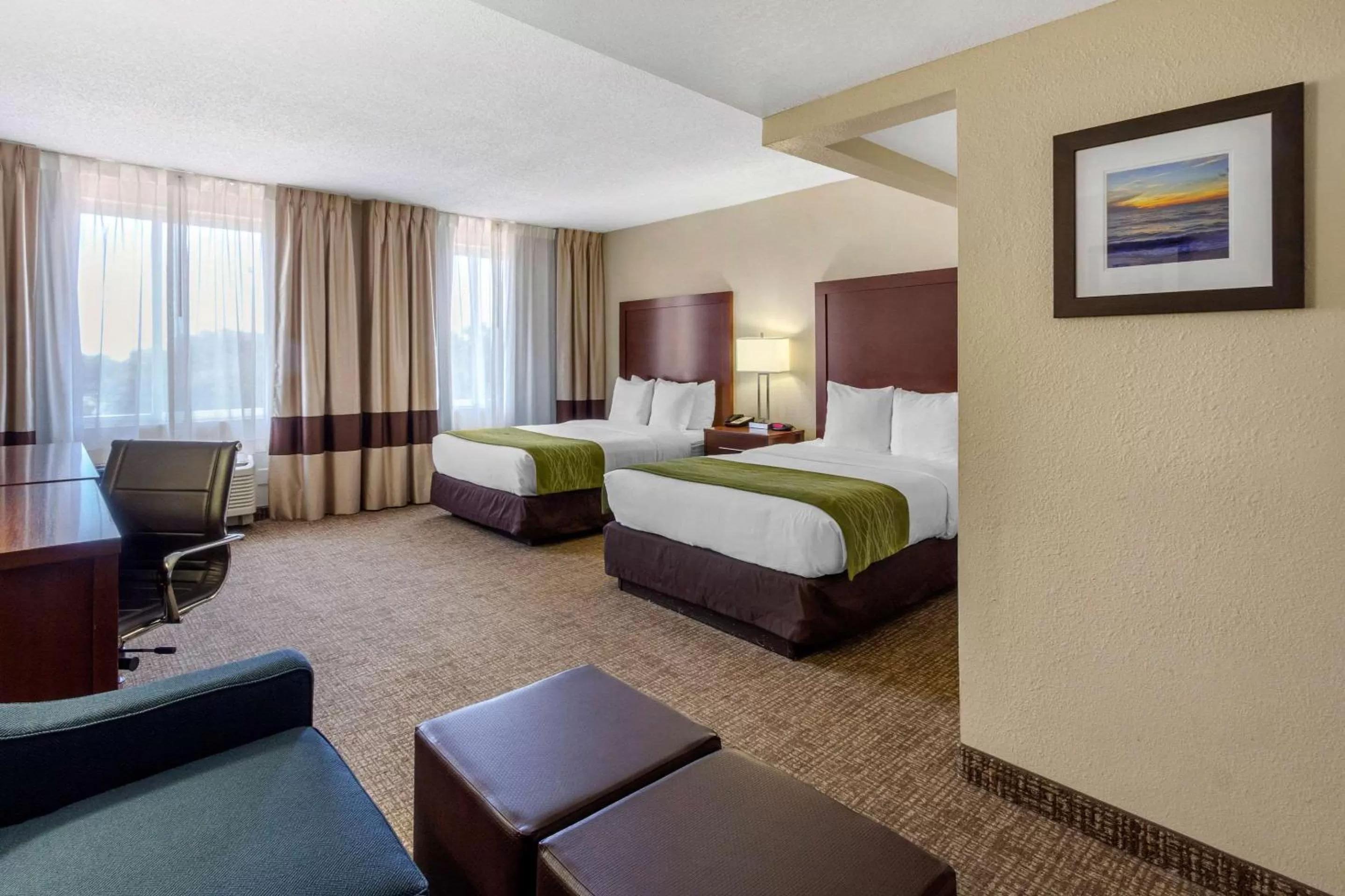 Junior Suite with Two Double Beds and Sofa Bed - Non-Smoking in Comfort Inn St Petersburg North