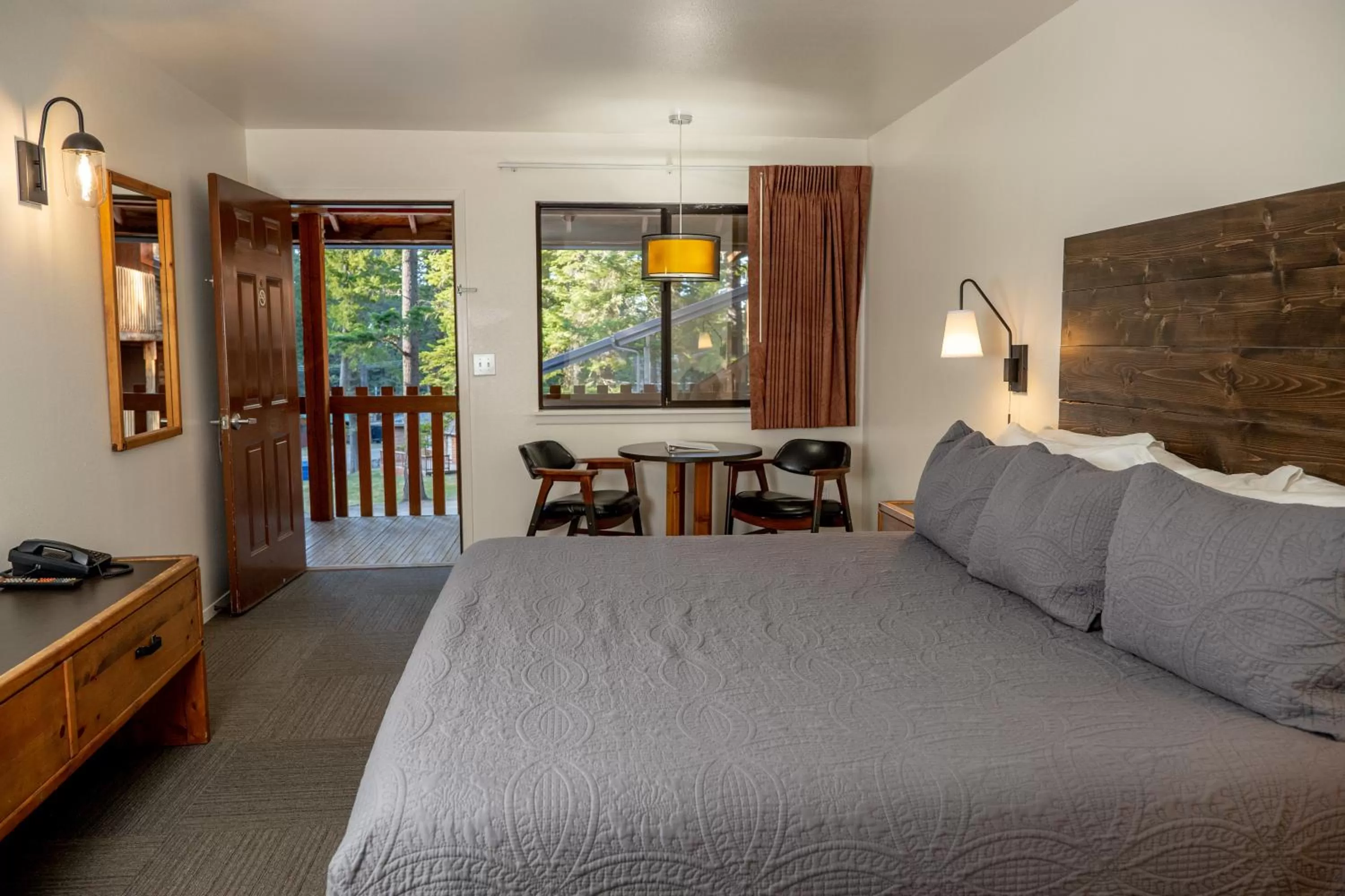 Bed in Eagle Cap Chalets