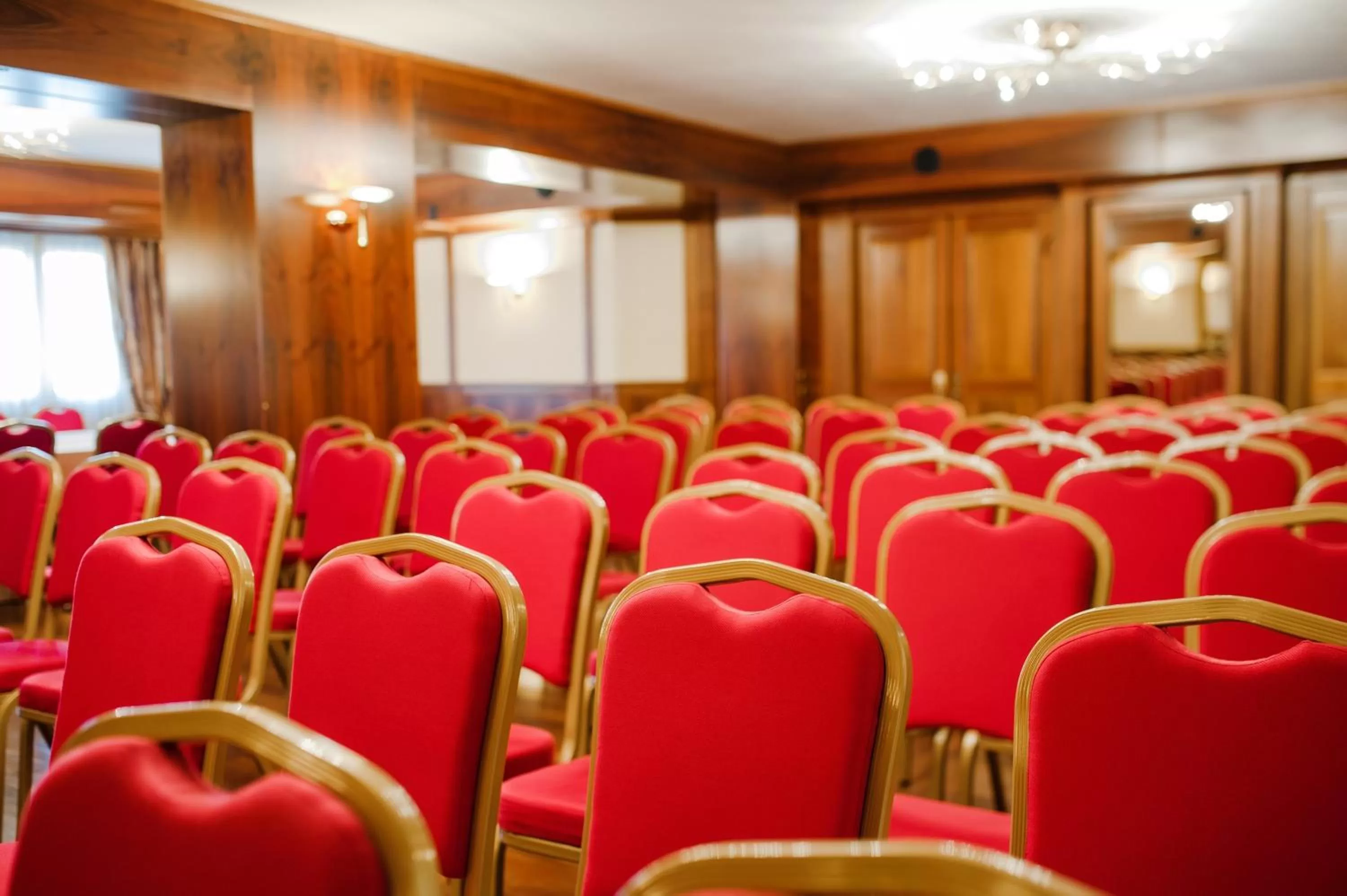 Business facilities in Hotel Villa Traiano