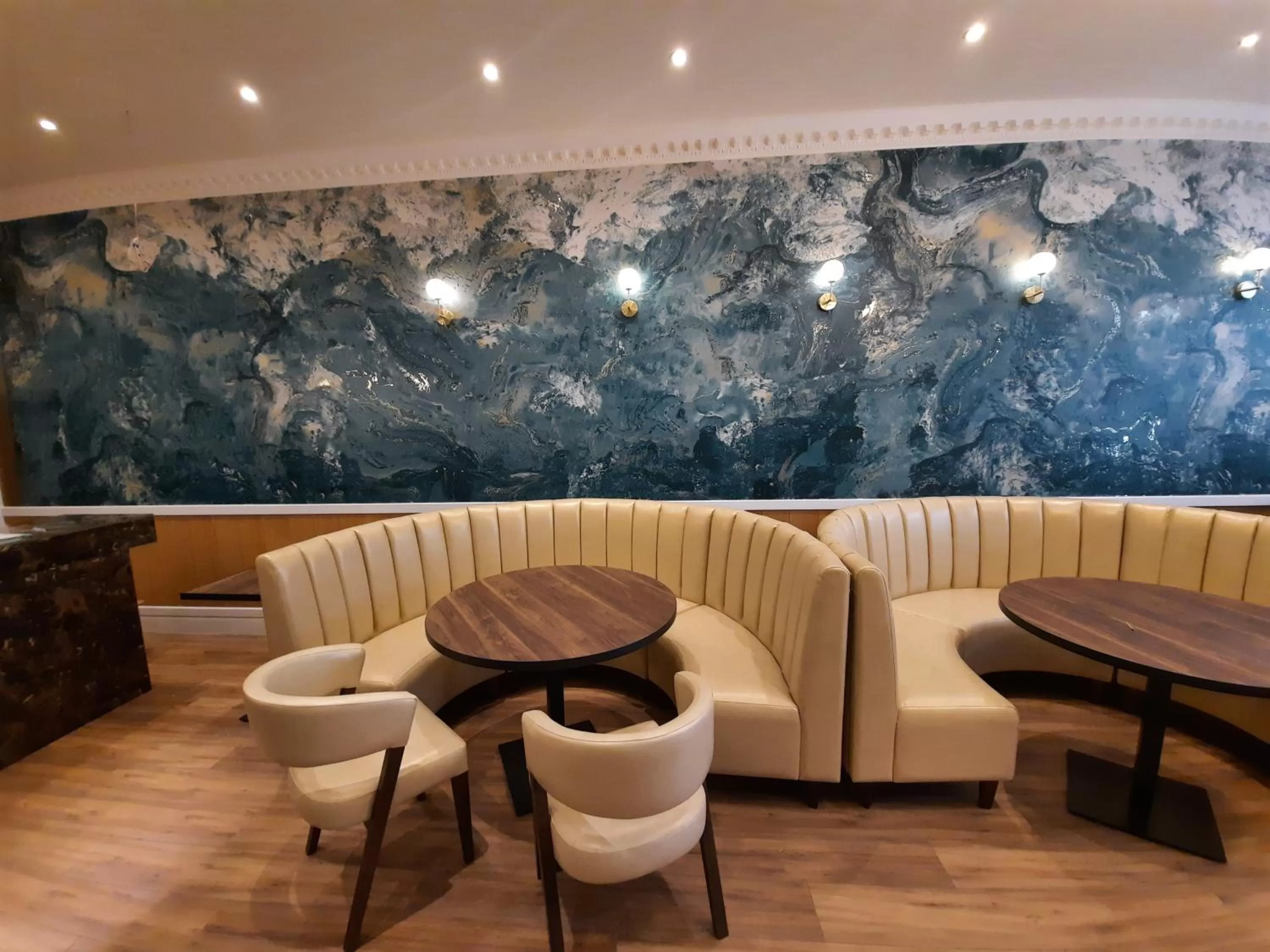 Lobby or reception in Gainsborough Hotel