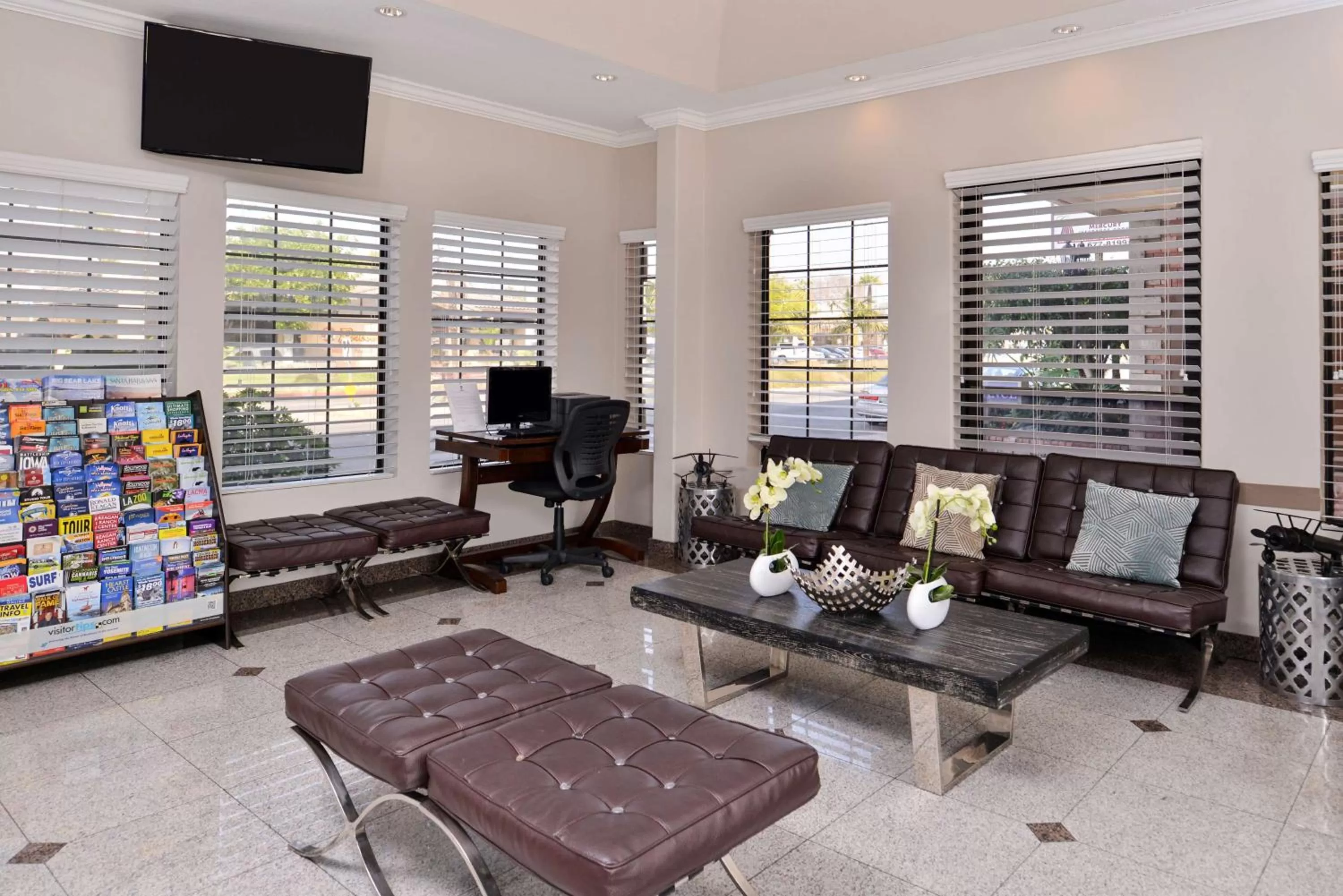 Lobby or reception in Best Western Airpark Hotel - Los Angeles LAX Airport