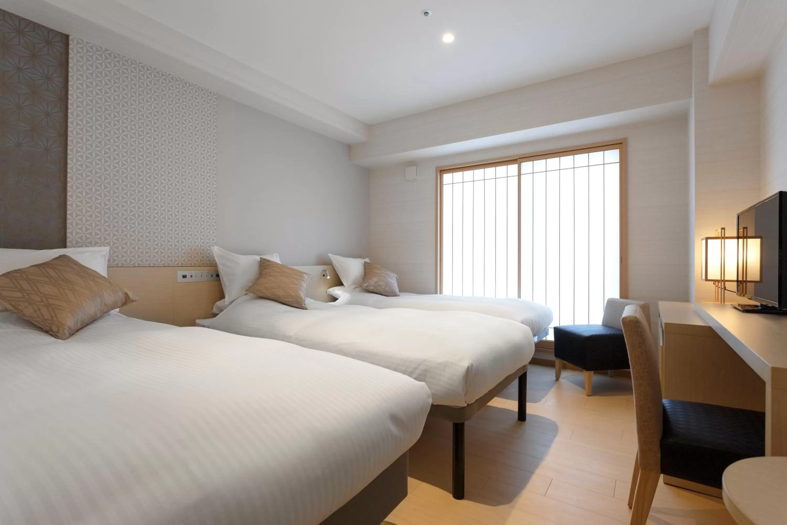 Photo of the whole room, Bed in Osaka View Hotel Honmachi