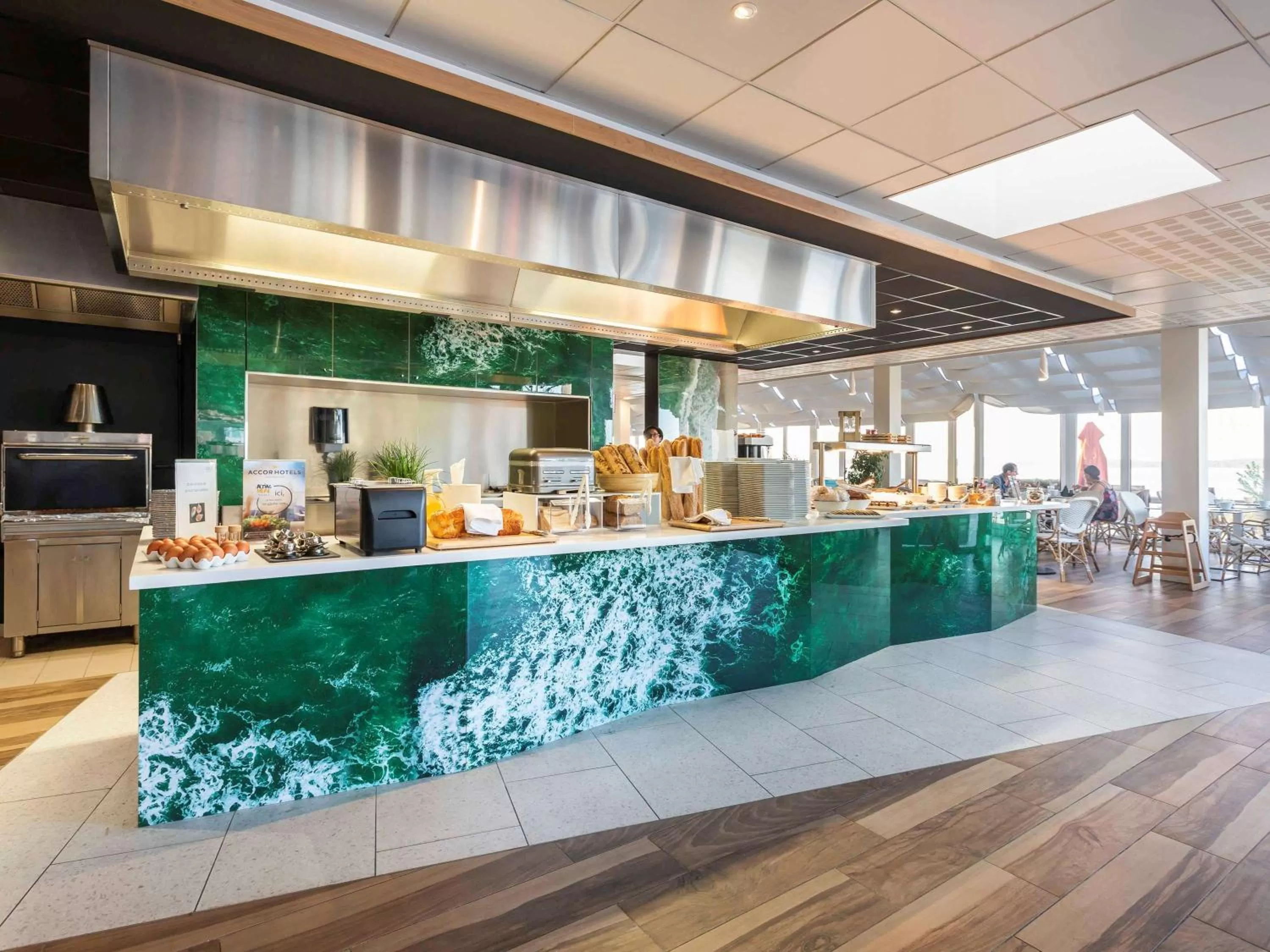 Restaurant/places to eat in Novotel Thalassa Ile d'Oléron