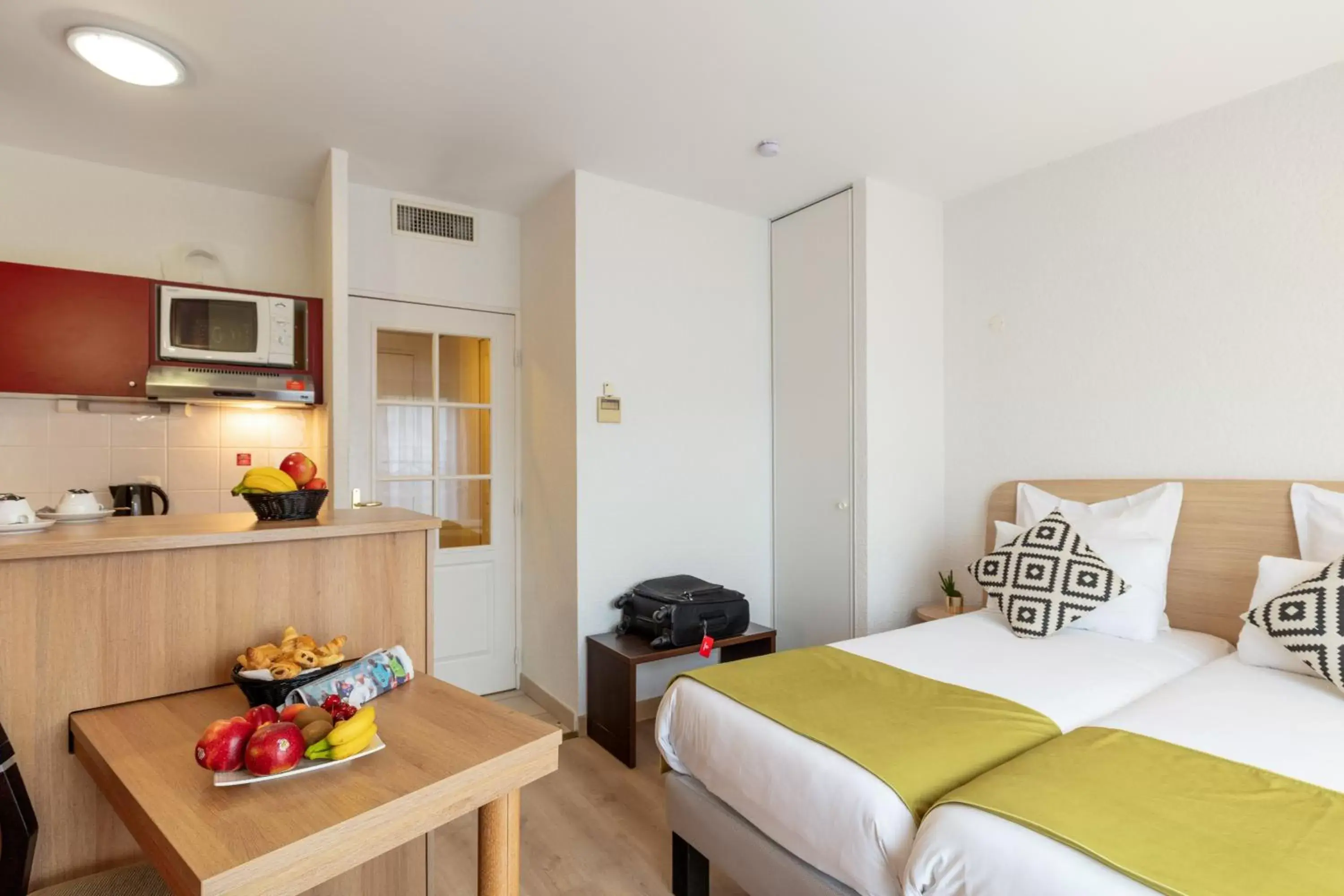 Double Studio in Quality Aparthotel Divonne - Portes de Geneve Double Studio in Quality Aparthotel Divonne - Portes de Geneve