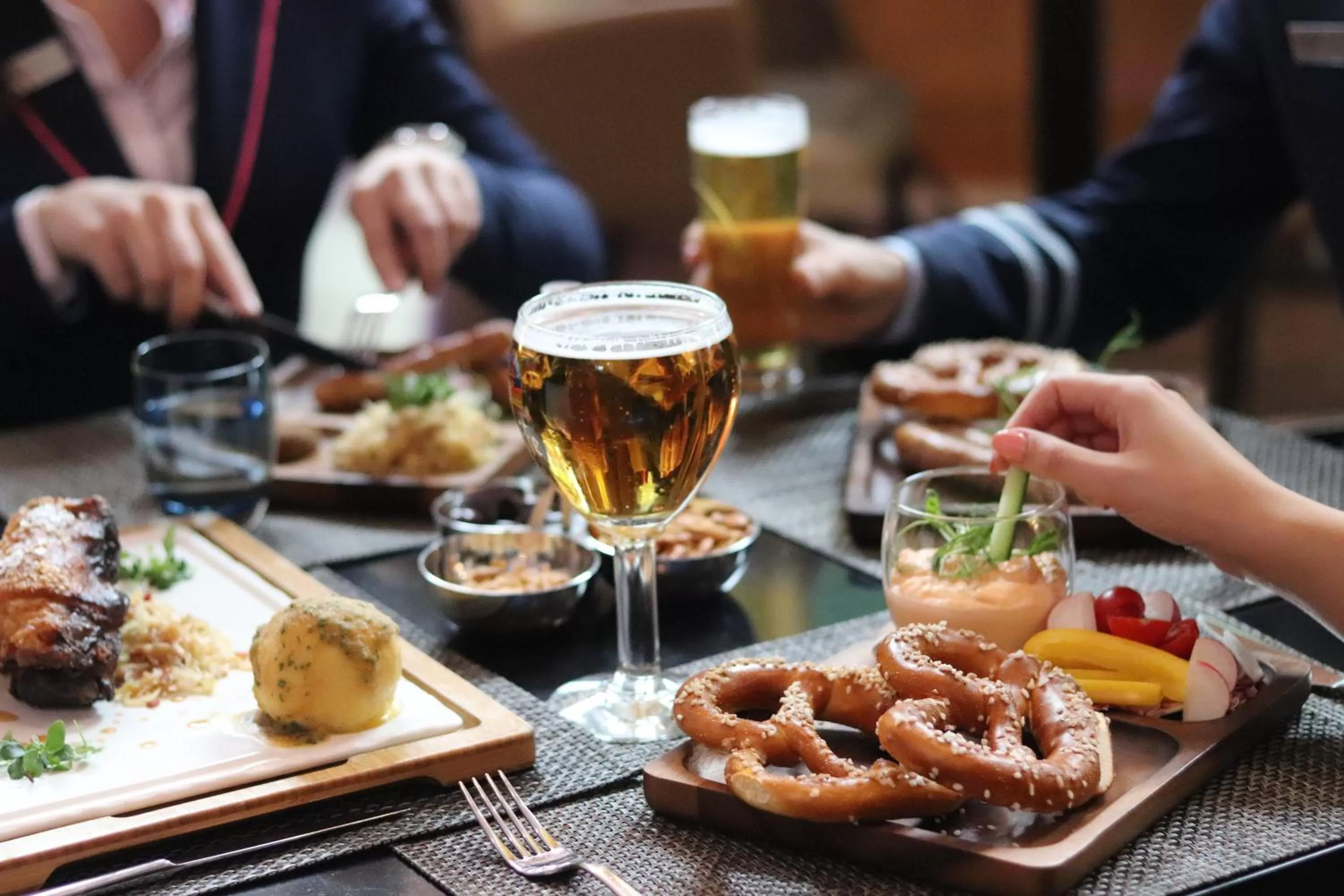 Restaurant/places to eat in Crowne Plaza Budapest by IHG