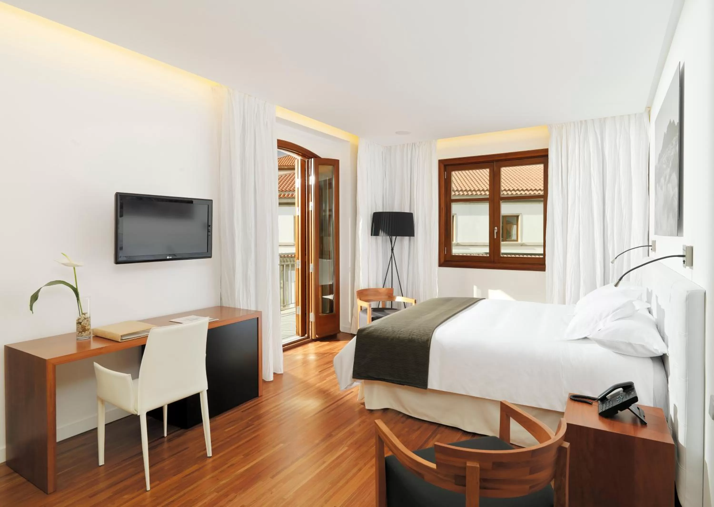 Bedroom, Bed in Iberostar Heritage Grand Mencey