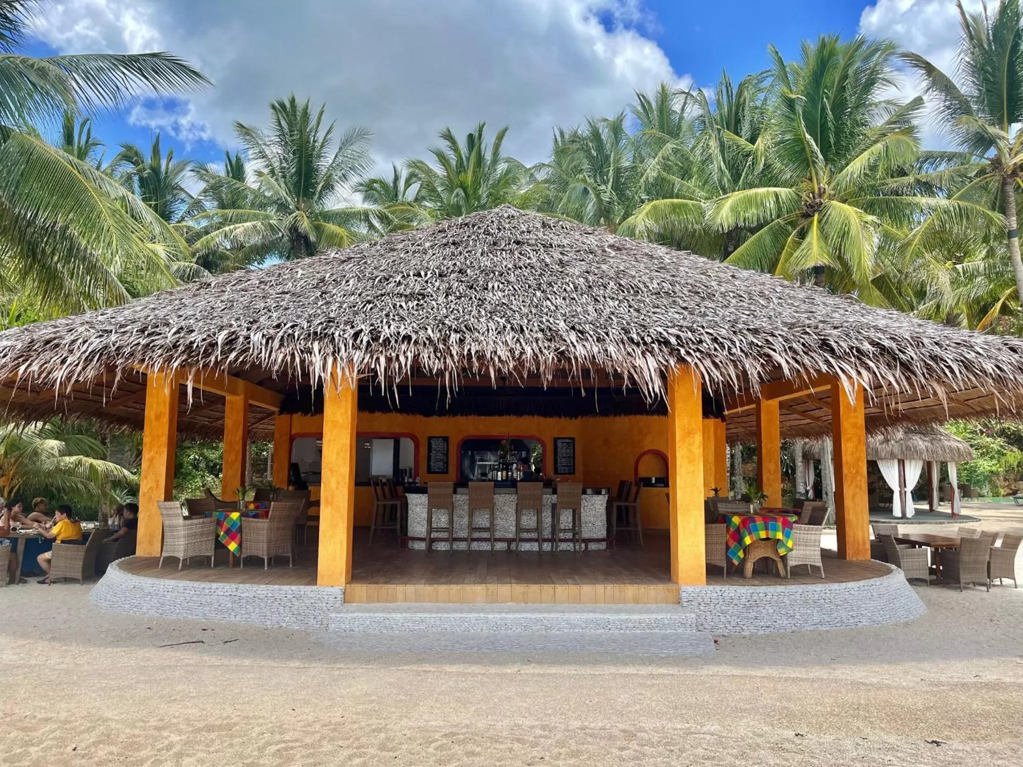 Restaurant/places to eat in Coco Grove Beach Resort, Siquijor Island