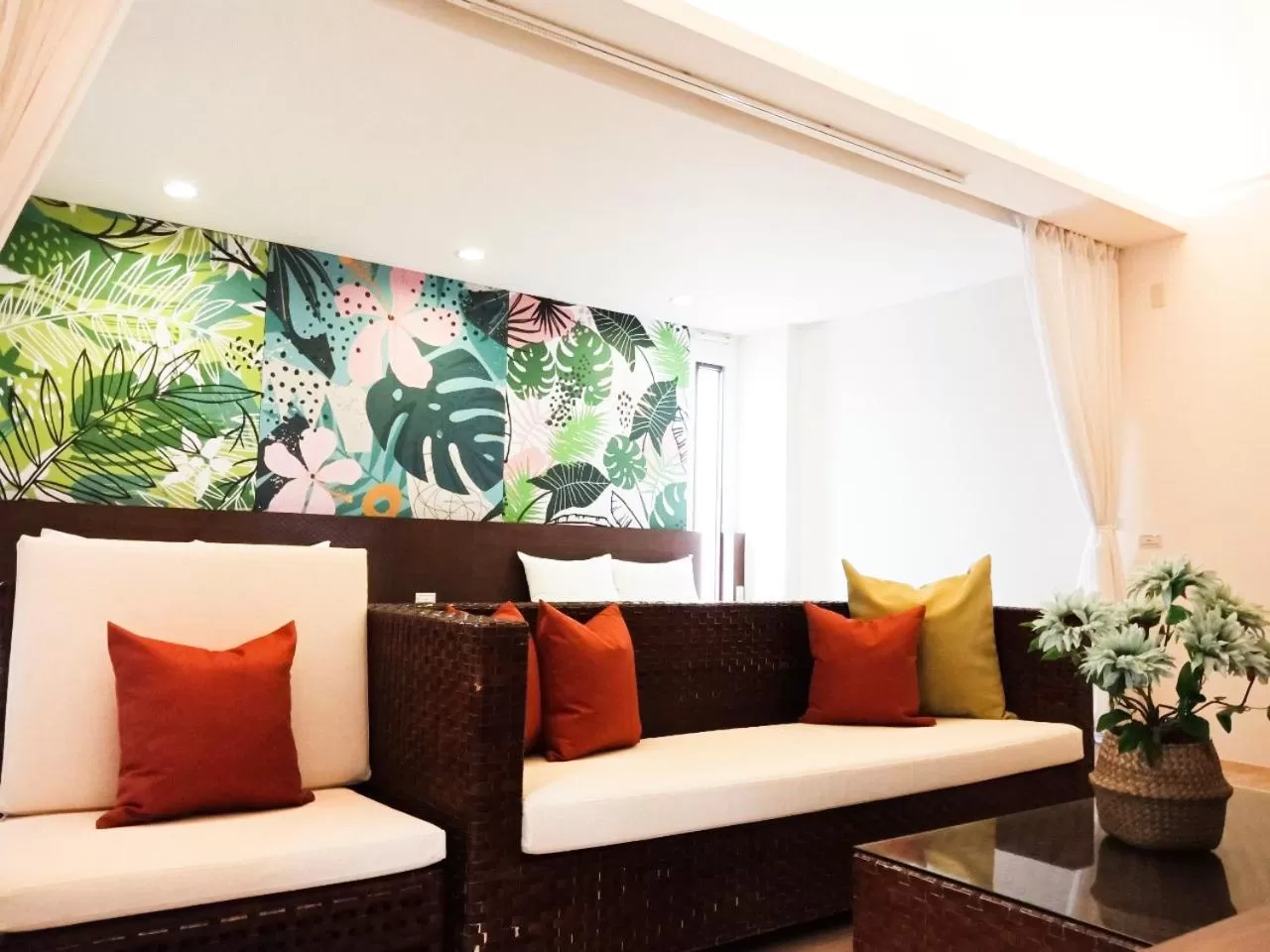 Photo of the whole room in Beachcastle & Sea View Villa