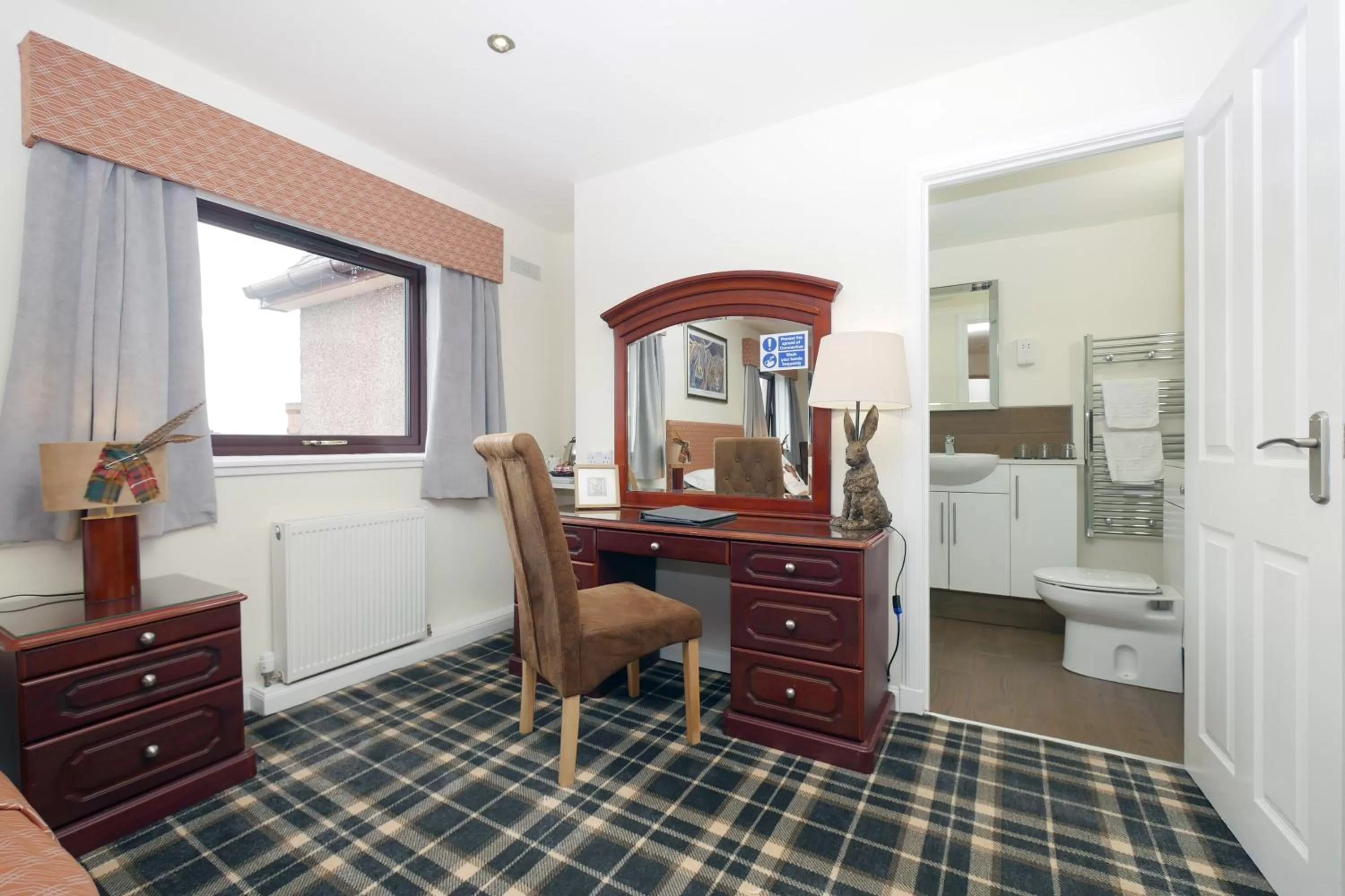 Seating area in Ardentorrie Guest House