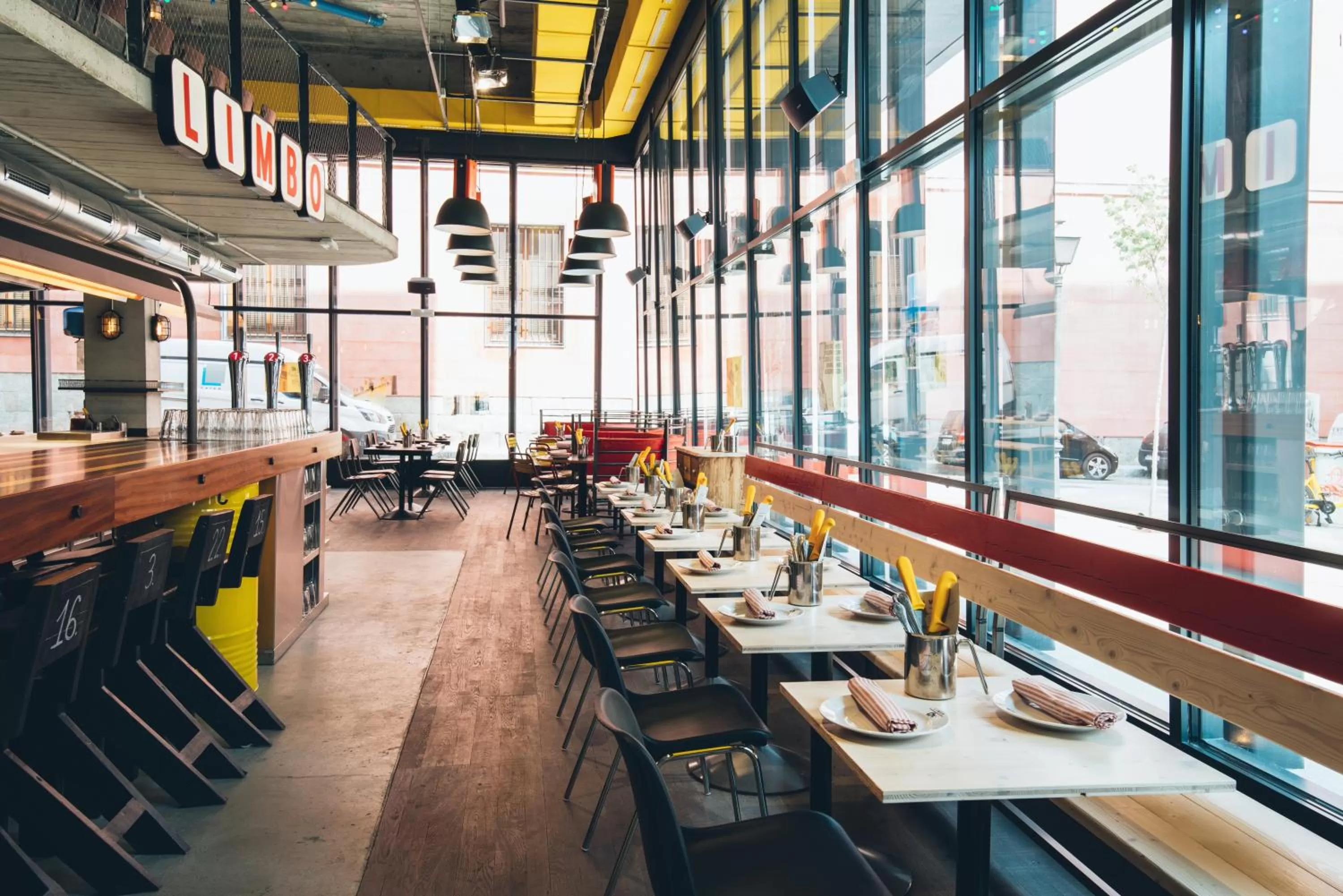 Restaurant/places to eat in Bastardo Hostel