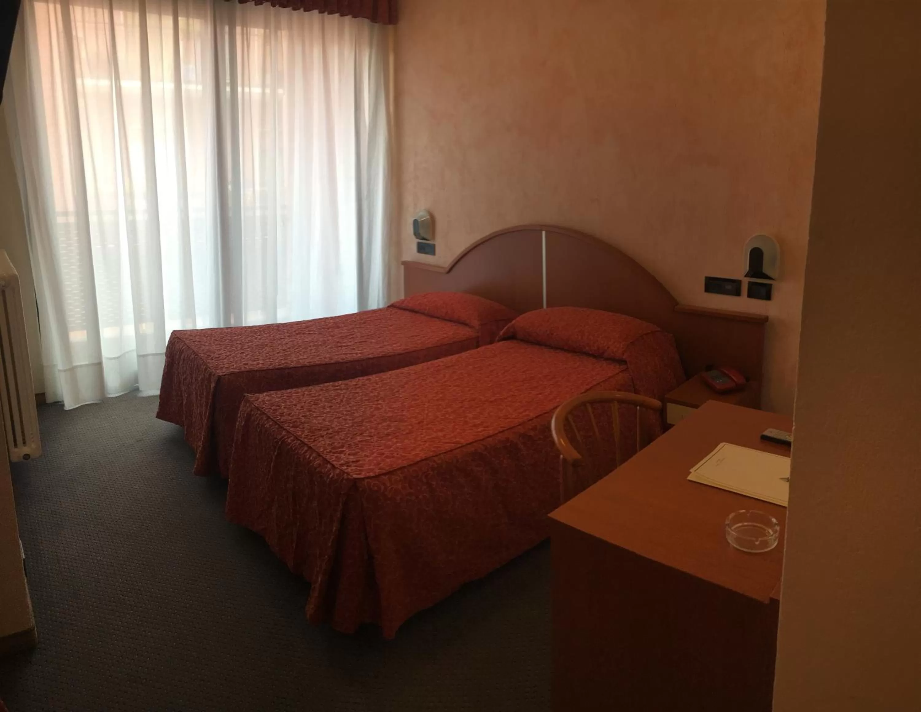 Bed in Albergo Valle d'Oro